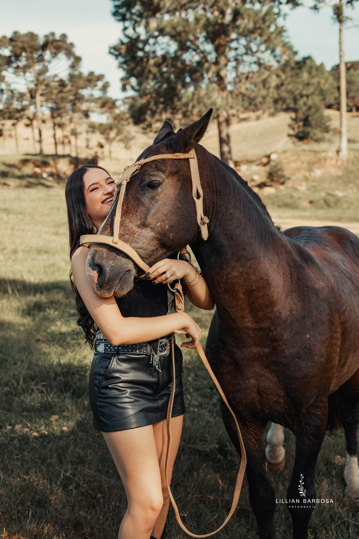ensaio-de-quinze-anos-serra-do-rio-do-rastro-vestido-rosa-azul-conjunto-branco-fotografa-de-lauro-muller- fotografa-fotografa-de-orleans-fotografa-de-serra-do-rio-do-rastro-