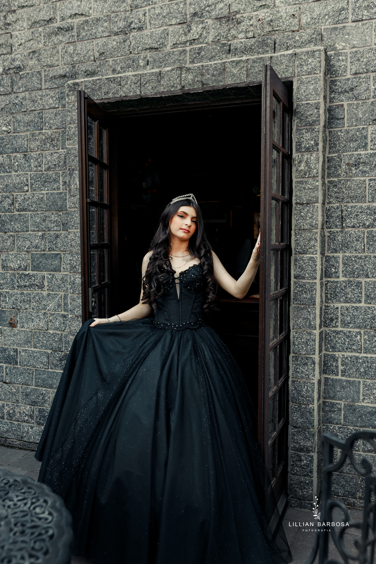 fiffteen-larissa-ensaio-de-quinze-anos--ensaio-no-castelo-britanico-fifteens-da-lillian-barbosa-fotogrtafa-de-cocal-do-sul-fotografa-de-lauro muller-fotografa-delauroi-muller-a-melhor-da-regiao (1)