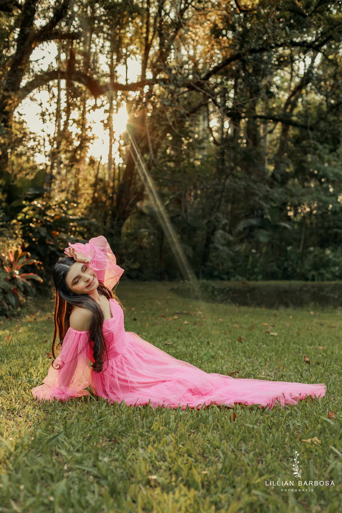 fiffteen-larissa-ensaio-de-quinze-anos--ensaio-no-castelo-britanico-fifteens-da-lillian-barbosa-fotogrtafa-de-cocal-do-sul-fotografa-de-lauro muller-fotografa-delauroi-muller-a-melhor-da-regiao (1)