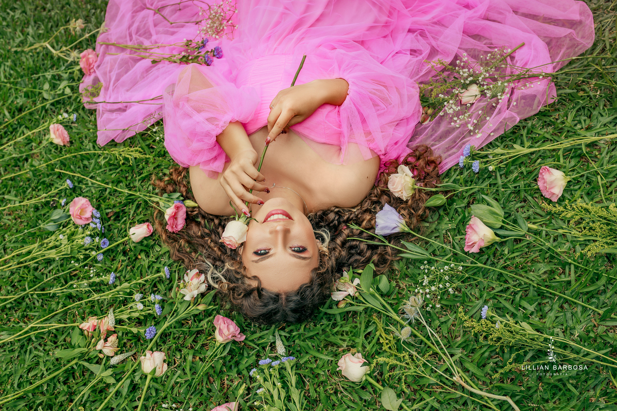 ensaio-de-quinze-anos-cavalo-sitio-jarim-secreto-ville-de-france-de-urubici-vestido-delicado-vestido-barbie-fotografa-de-urubici-santa-catarina-fotografa-da-serra-gaucha-fotografa-de-lauro muller-