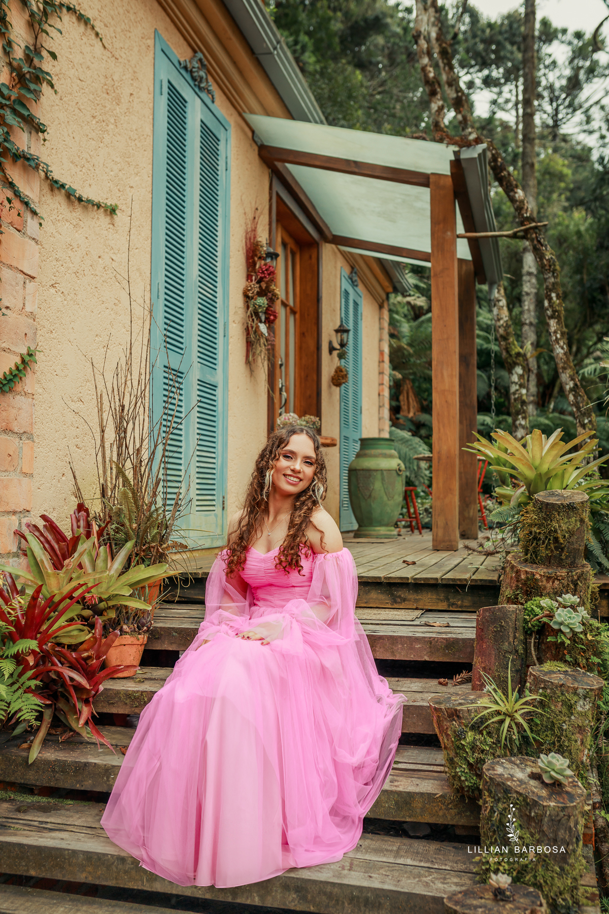 ensaio-de-quinze-anos-cavalo-sitio-jarim-secreto-ville-de-france-de-urubici-vestido-delicado-vestido-barbie-fotografa-de-urubici-santa-catarina-fotografa-da-serra-gaucha-fotografa-de-lauro muller-