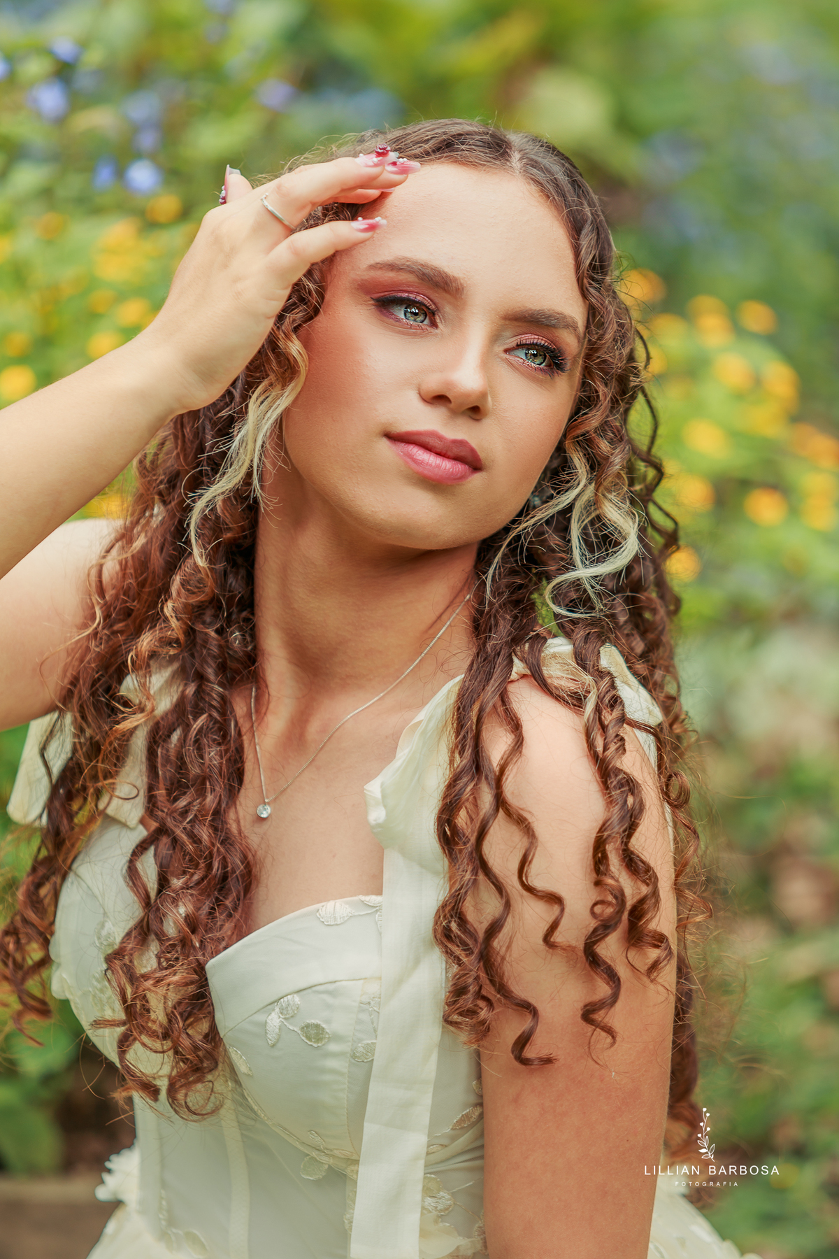 ensaio-de-quinze-anos-cavalo-sitio-jarim-secreto-ville-de-france-de-urubici-vestido-delicado-vestido-barbie-fotografa-de-urubici-santa-catarina-fotografa-da-serra-gaucha-fotografa-de-lauro muller-