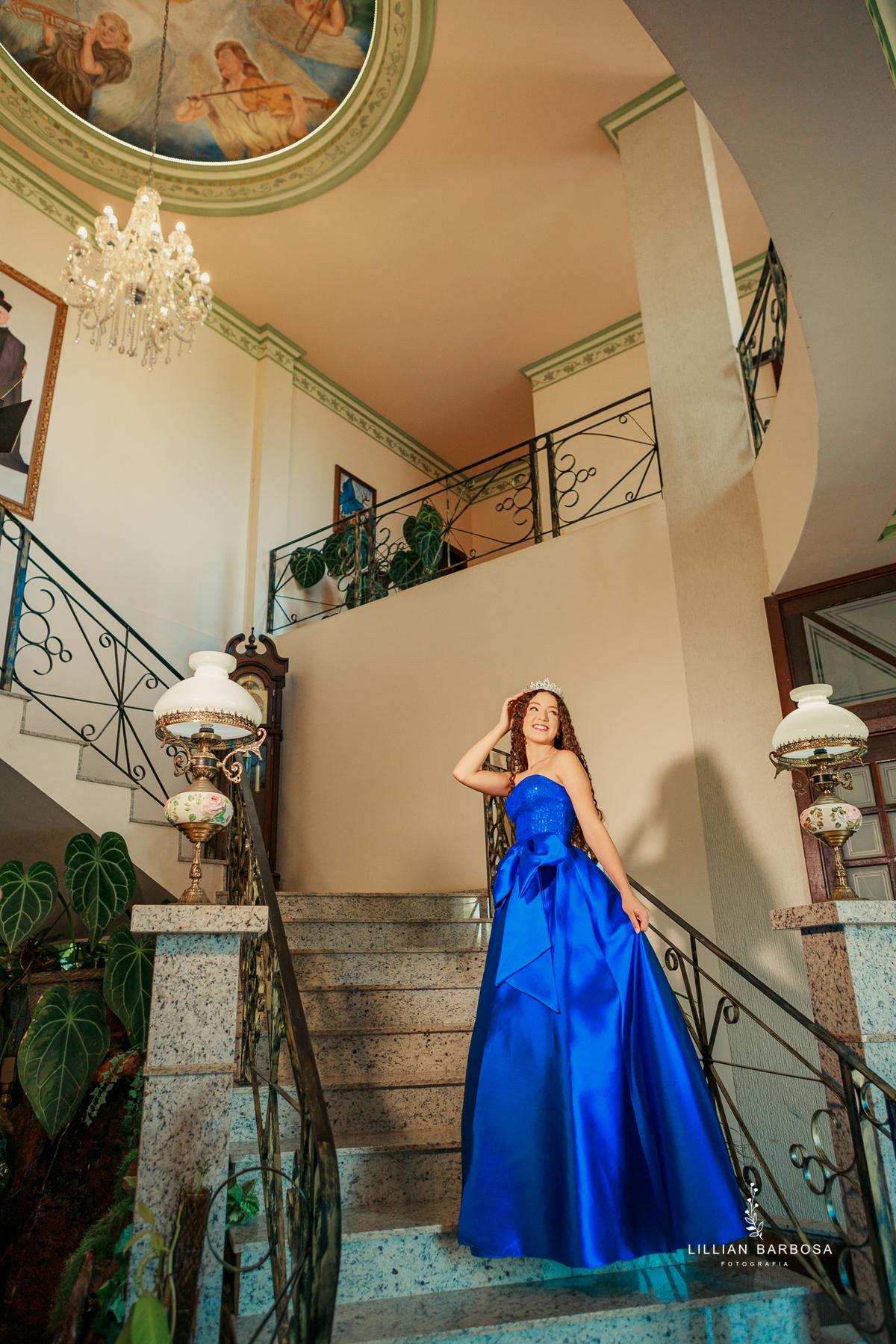 ensaio-de-quinze-anos-castelo-belvedere-castelo-em-treze-de-maio-vestido-azul-vestido-rosa-branco-forografa-de-lauro muller-fotografa-de-treze-de-mao-fotografa-de-santa-catarina-fotografa-destaque-do-ano