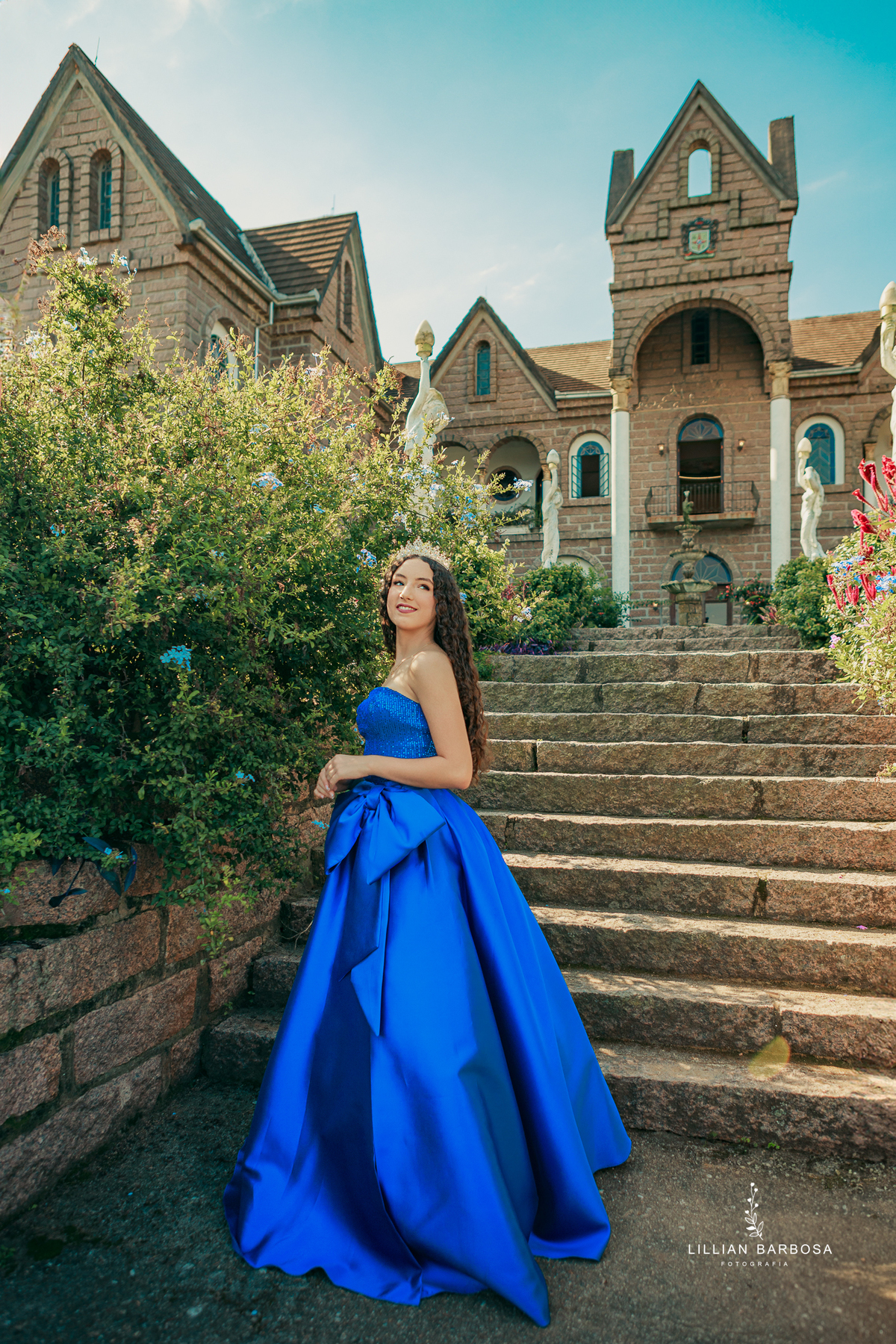 ensaio-de-quinze-anos-castelo-belvedere-castelo-em-treze-de-maio-vestido-azul-vestido-rosa-branco-forografa-de-lauro muller-fotografa-de-treze-de-mao-fotografa-de-santa-catarina-fotografa-destaque-do-ano