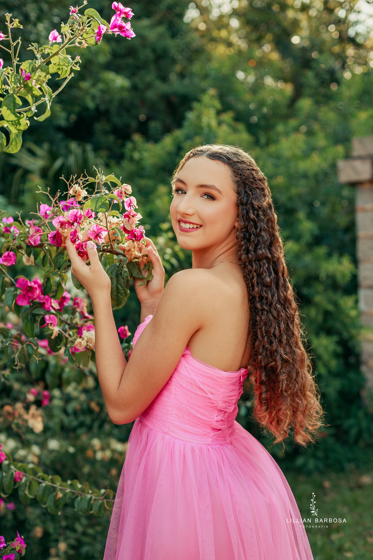 ensaio-de-quinze-anos-castelo-belvedere-castelo-em-treze-de-maio-vestido-azul-vestido-rosa-branco-forografa-de-lauro muller-fotografa-de-treze-de-mao-fotografa-de-santa-catarina-fotografa-destaque-do-ano