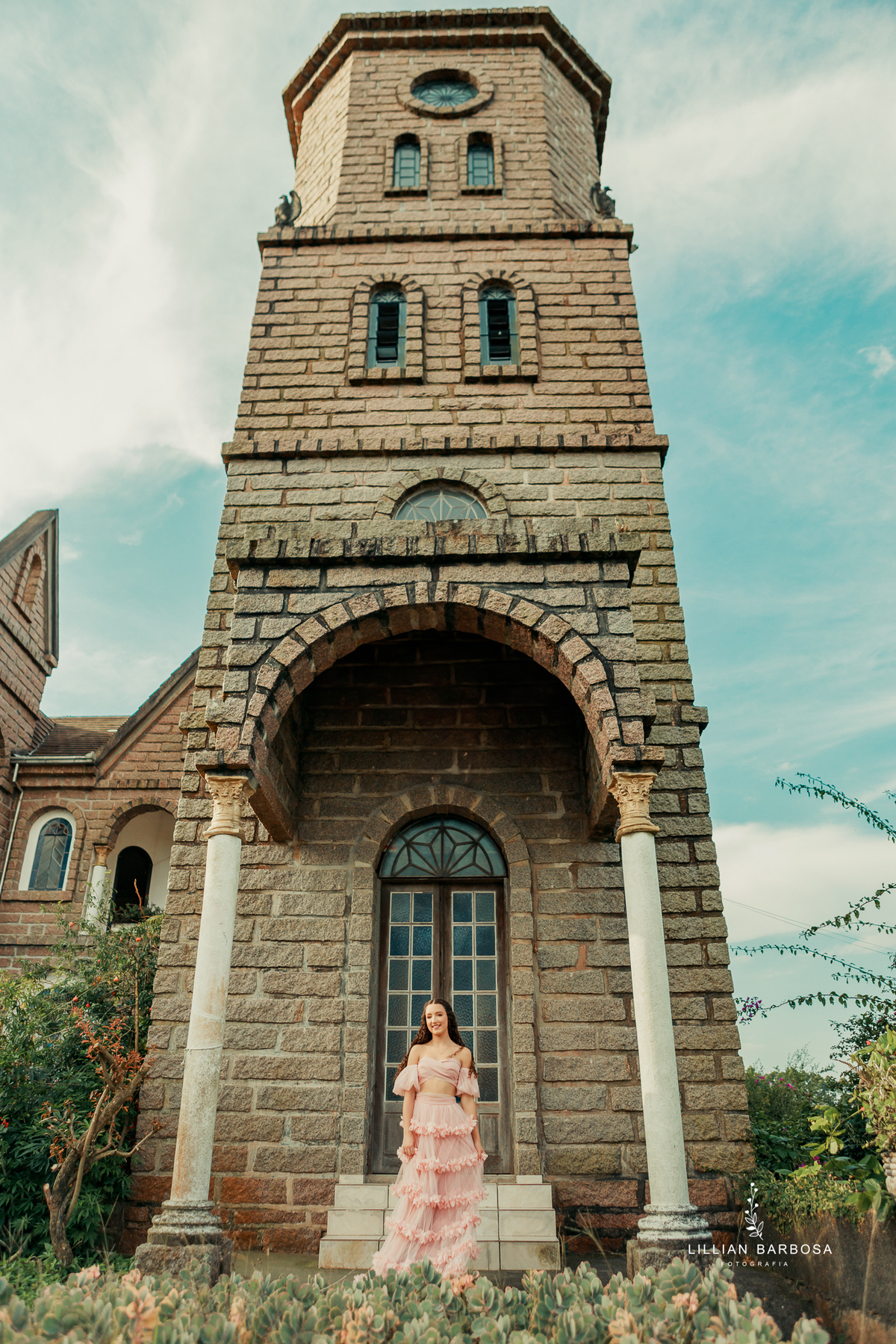 ensaio-de-quinze-anos-castelo-belvedere-castelo-em-treze-de-maio-vestido-azul-vestido-rosa-branco-forografa-de-lauro muller-fotografa-de-treze-de-mao-fotografa-de-santa-catarina-fotografa-destaque-do-ano