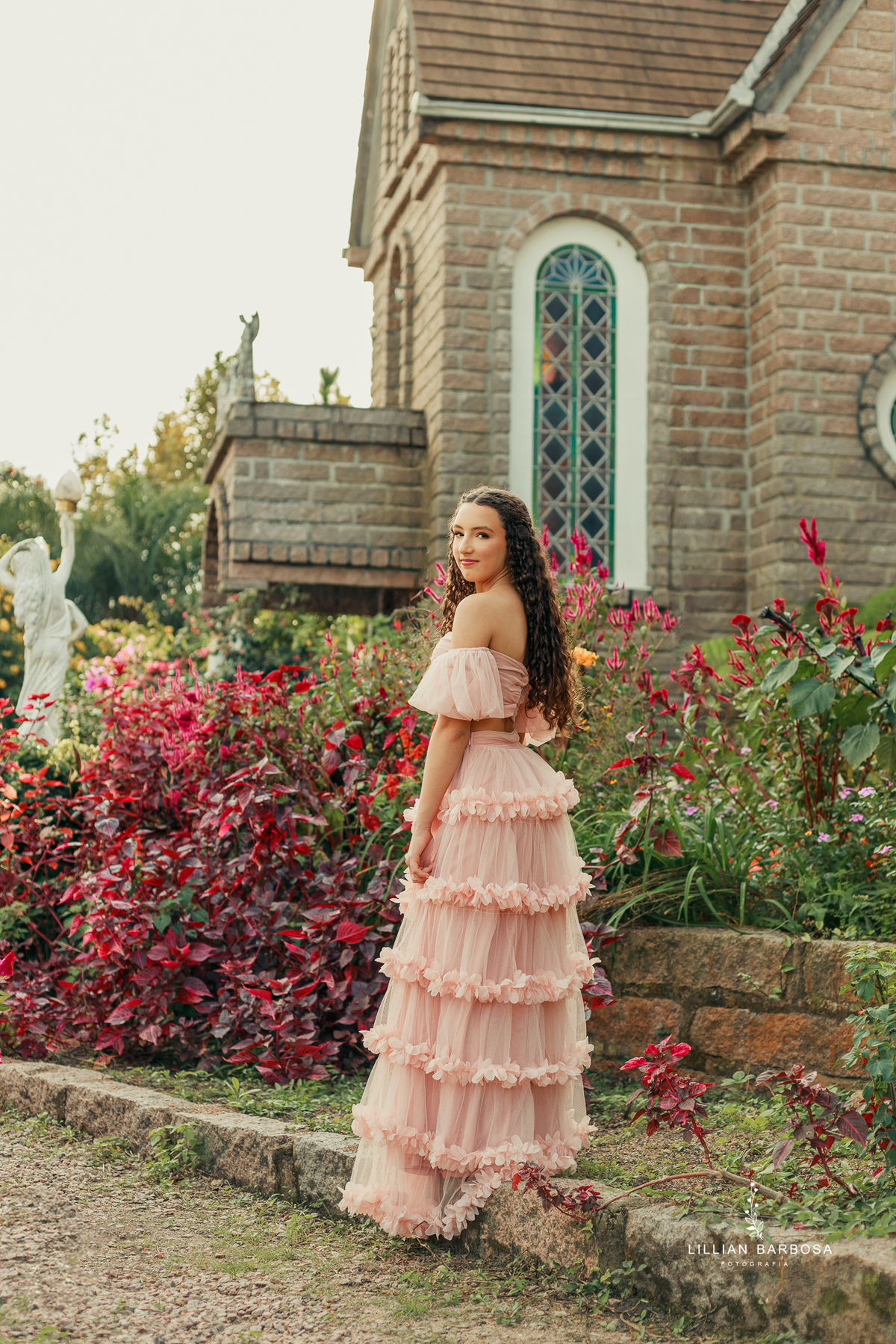 ensaio-de-quinze-anos-castelo-belvedere-castelo-em-treze-de-maio-vestido-azul-vestido-rosa-branco-forografa-de-lauro muller-fotografa-de-treze-de-mao-fotografa-de-santa-catarina-fotografa-destaque-do-ano