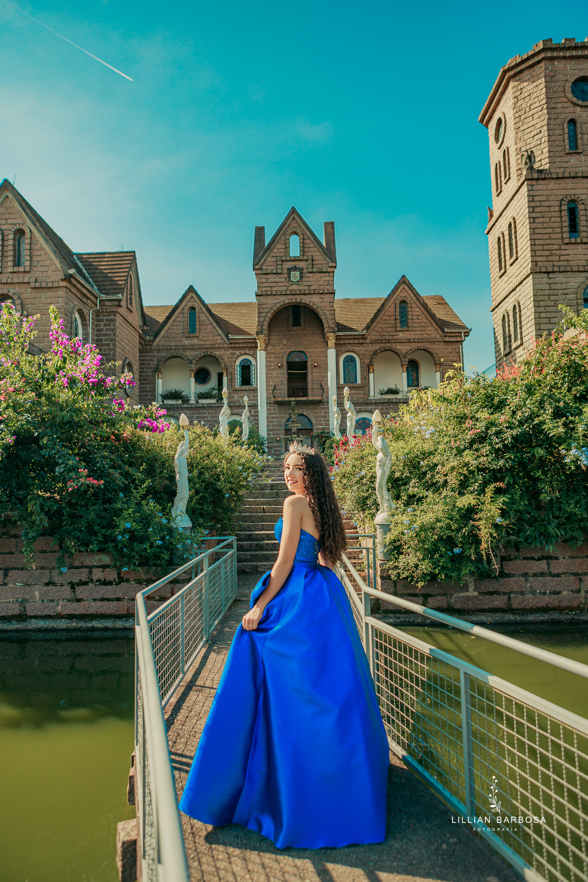 ensaio-de-quinze-anos-castelo-belvedere-castelo-em-treze-de-maio-vestido-azul-vestido-rosa-branco-forografa-de-lauro muller-fotografa-de-treze-de-mao-fotografa-de-santa-catarina-fotografa-destaque-do-ano