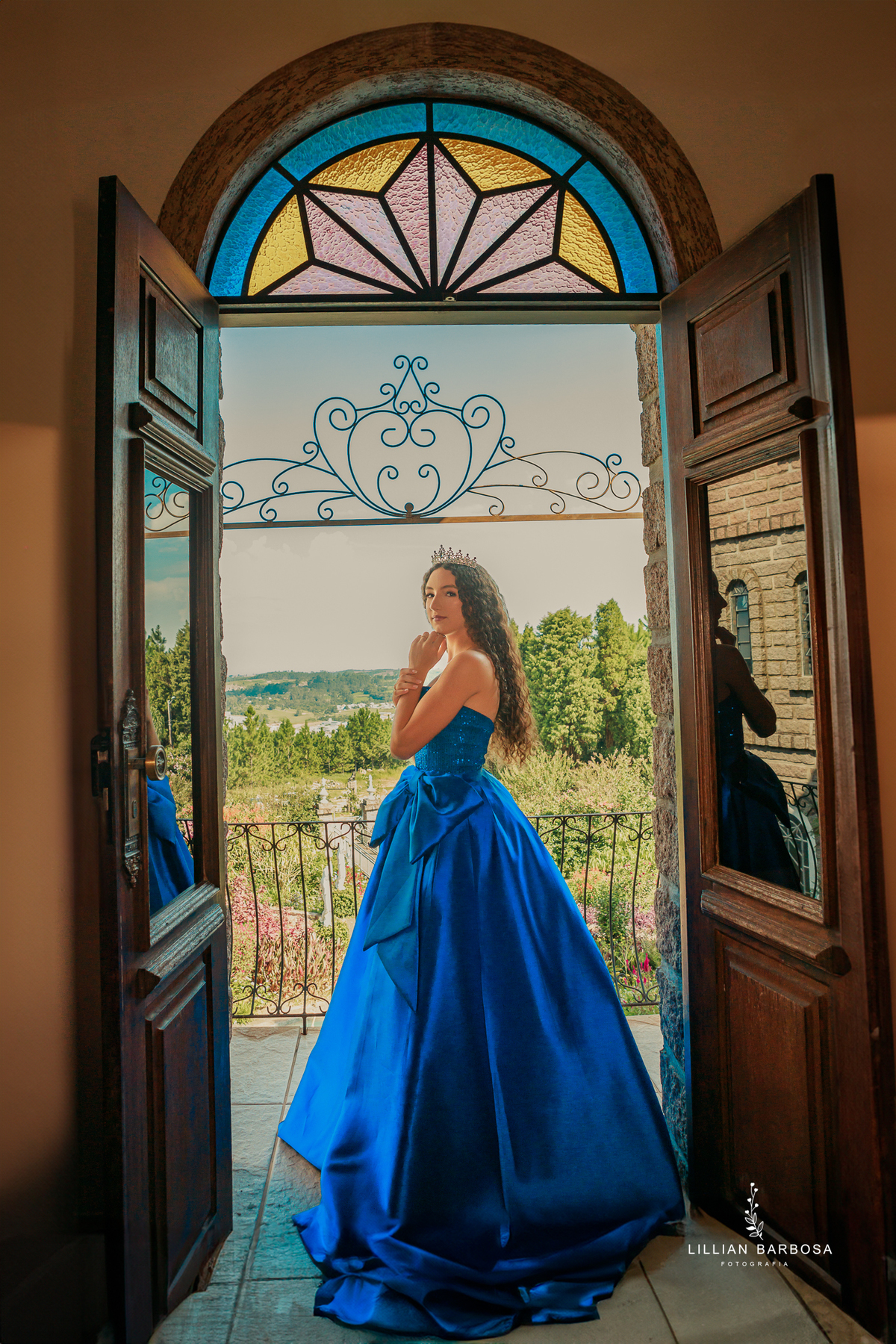 ensaio-de-quinze-anos-castelo-belvedere-castelo-em-treze-de-maio-vestido-azul-vestido-rosa-branco-forografa-de-lauro muller-fotografa-de-treze-de-mao-fotografa-de-santa-catarina-fotografa-destaque-do-ano