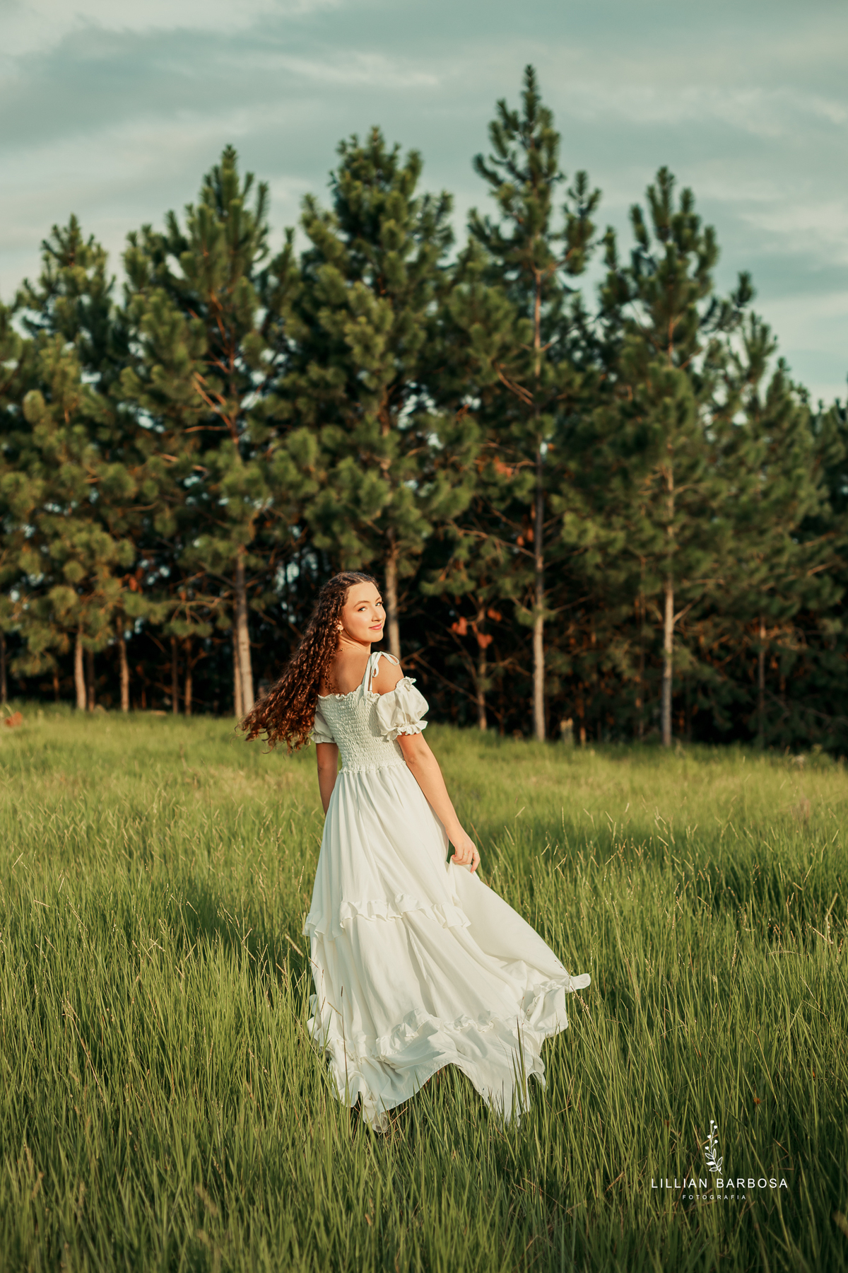 ensaio-de-quinze-anos-castelo-belvedere-castelo-em-treze-de-maio-vestido-azul-vestido-rosa-branco-forografa-de-lauro muller-fotografa-de-treze-de-mao-fotografa-de-santa-catarina-fotografa-destaque-do-ano