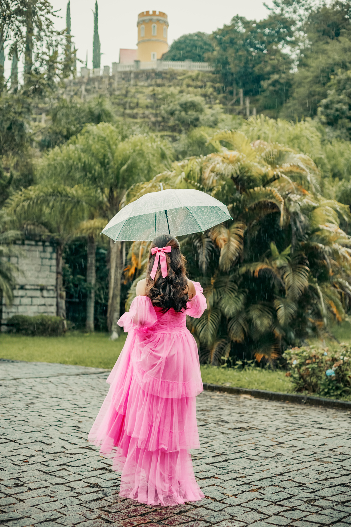 ensaio-de-quinze anos--ensaio-externo-em-lauro-muller-santa-catarina-vestido-rosa-ensaio-n-estudio-da-lillian-barbosa-fotografia-fotografa-de-lauro-muller