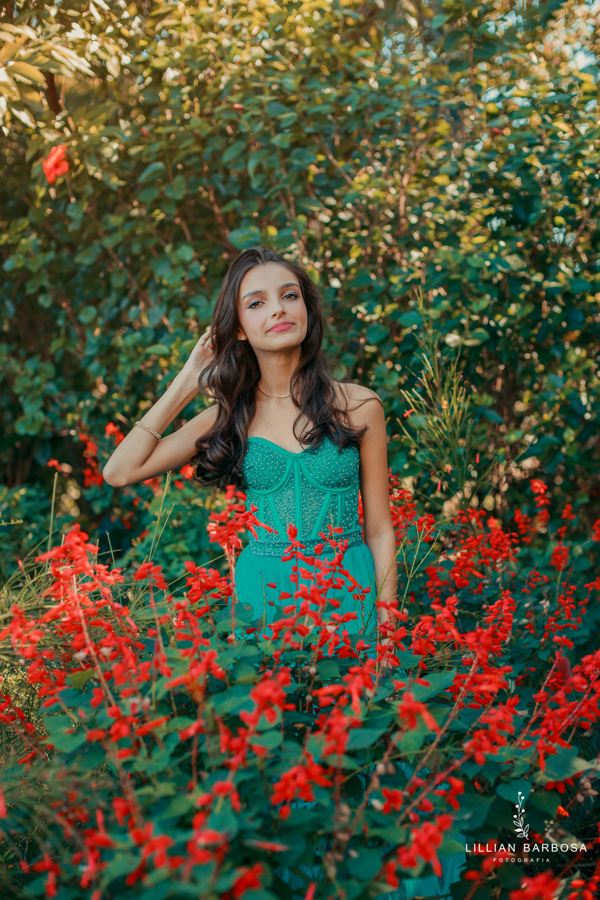 ensaio-de-quinze anos-ensaio-externo-em-treze-de-maio-santa-catarina-castelo-belvedere-ensaio-no-estudio-da-lillian-barbosa-fotografa-de-treze-de-maio-fotografia-fotografa-de-lauro-muller