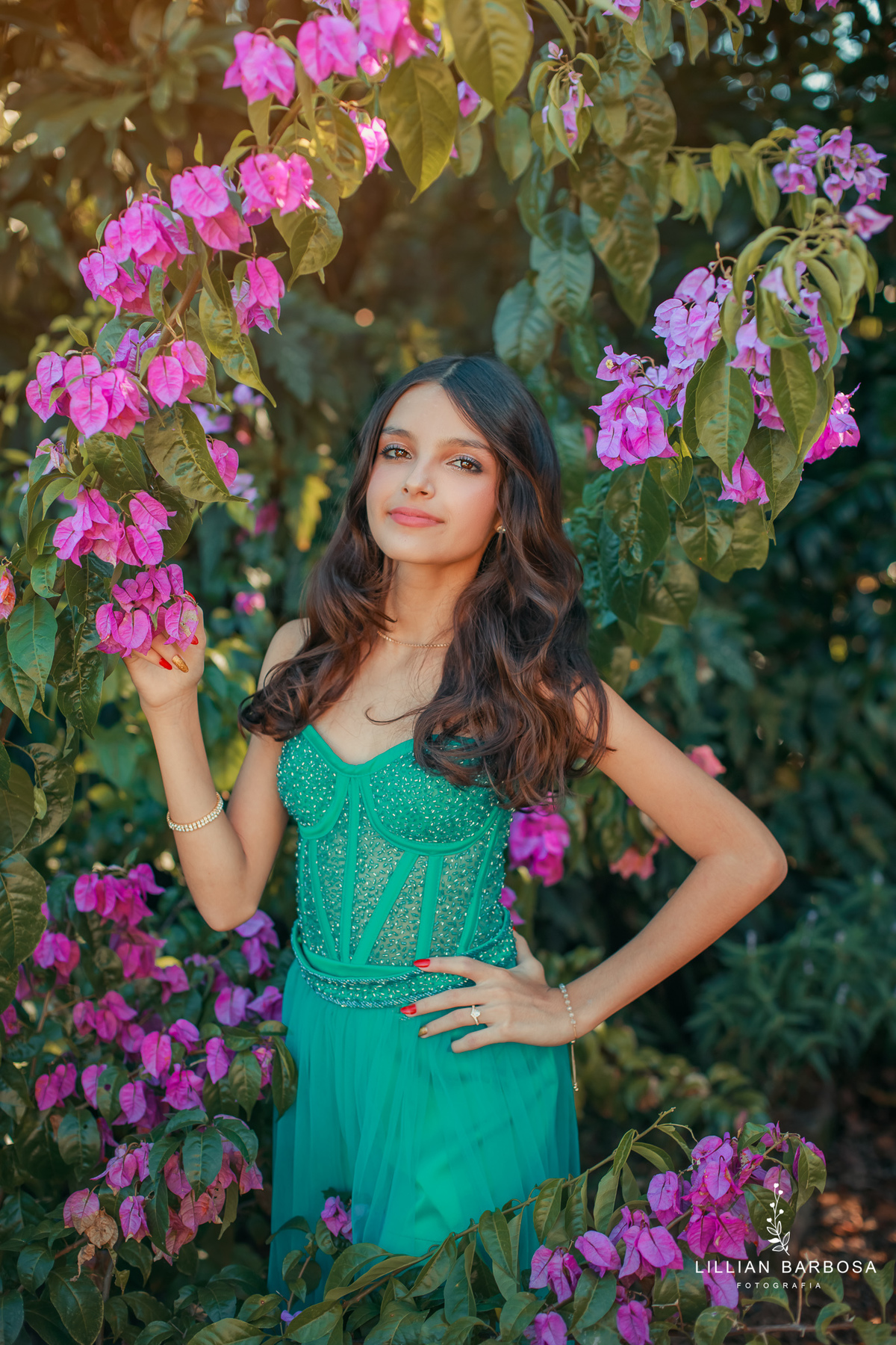 ensaio-de-quinze anos-ensaio-externo-em-treze-de-maio-santa-catarina-castelo-belvedere-ensaio-no-estudio-da-lillian-barbosa-fotografa-de-treze-de-maio-fotografia-fotografa-de-lauro-muller