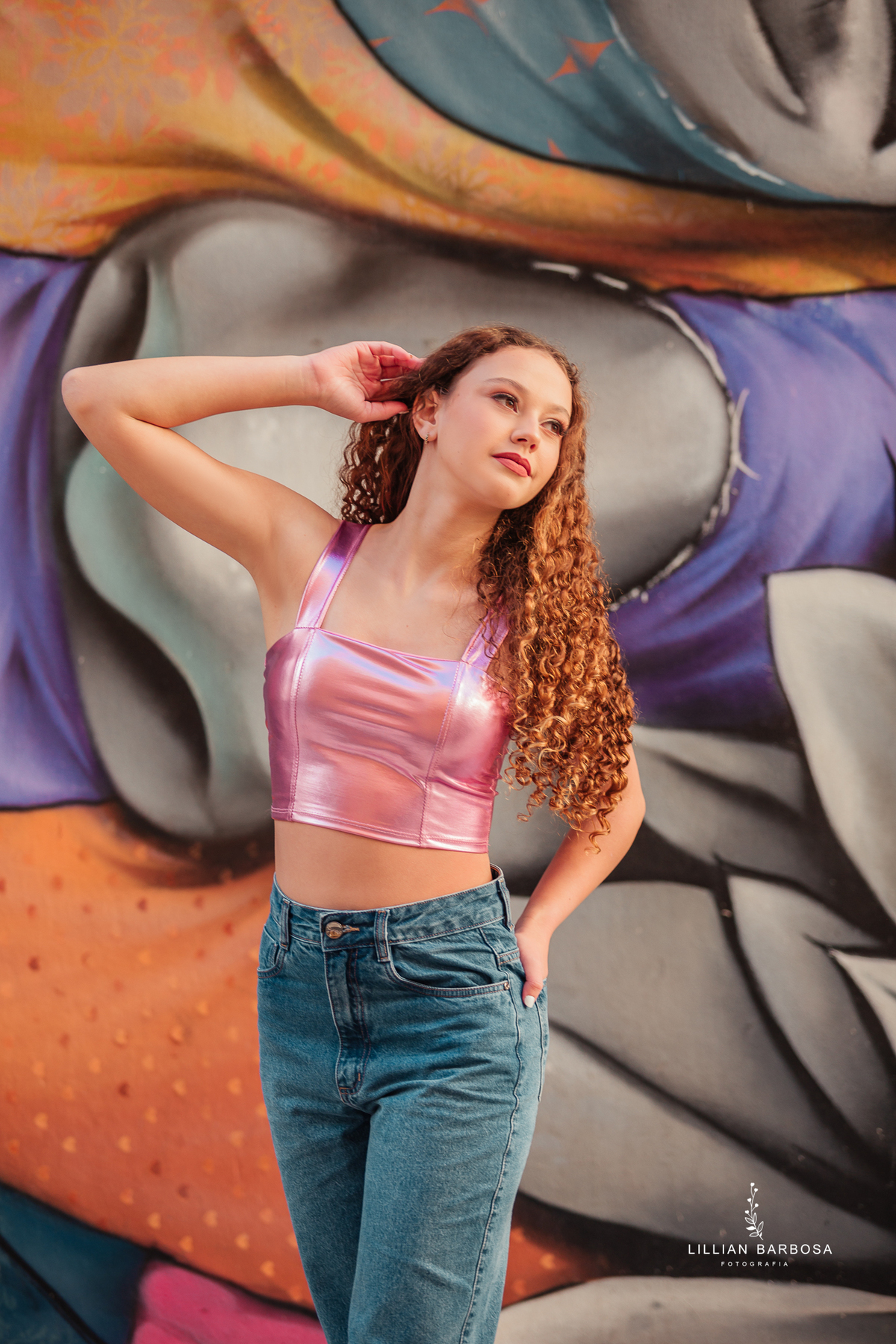 ensaio-de-quinze anos-ensaio-externo-em-balneario-camburiu-santa-catarina-vestido-rosa-vestido-preto-fotgrafa-de-treze-de-maio-lillian-barbosa-fotografia-fotografa-de-balneario-camburiu