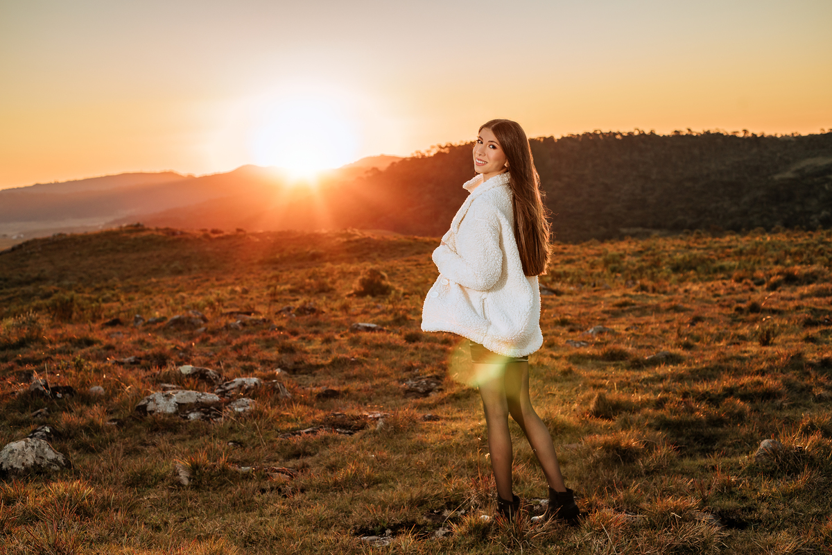 ensaio-de-quinze anos-ensaio-externo-em-serra-do-rio-do-rio-do-rastro-santa-catarina-fotografa-de-serra-do-rio-do-ratro-fotografia-fotografa-de-lauro-muller