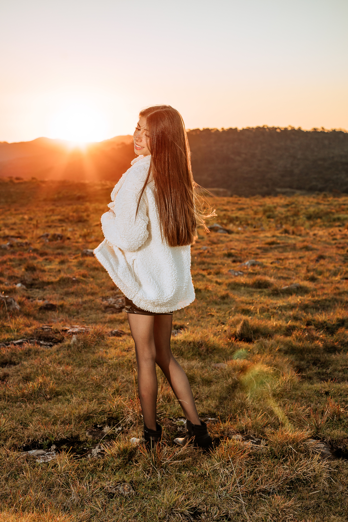 ensaio-de-quinze anos-ensaio-externo-em-serra-do-rio-do-rio-do-rastro-santa-catarina-fotografa-de-serra-do-rio-do-ratro-fotografia-fotografa-de-lauro-muller