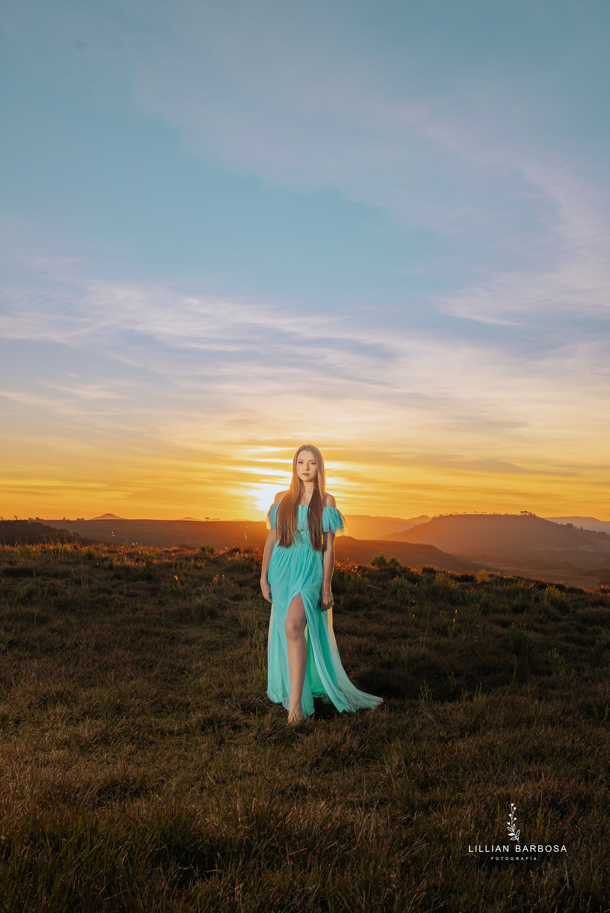 ensaio-de-quinze anos-ensaio-externo-em-serra-do-rio-do-rio-do-rastro-santa-catarina-fotografa-de-serra-do-rio-do-ratro-fotografia-fotografa-de-lauro-muller