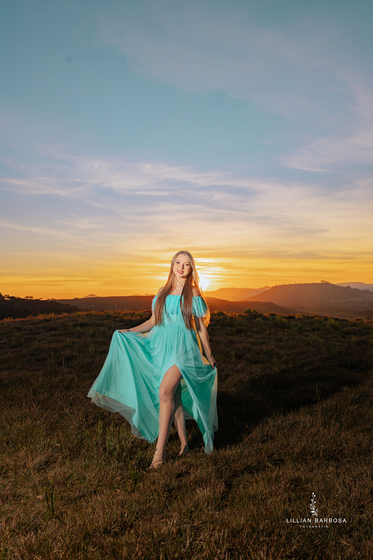 ensaio-de-quinze anos-ensaio-externo-em-serra-do-rio-do-rio-do-rastro-santa-catarina-fotografa-de-serra-do-rio-do-ratro-fotografia-fotografa-de-lauro-muller