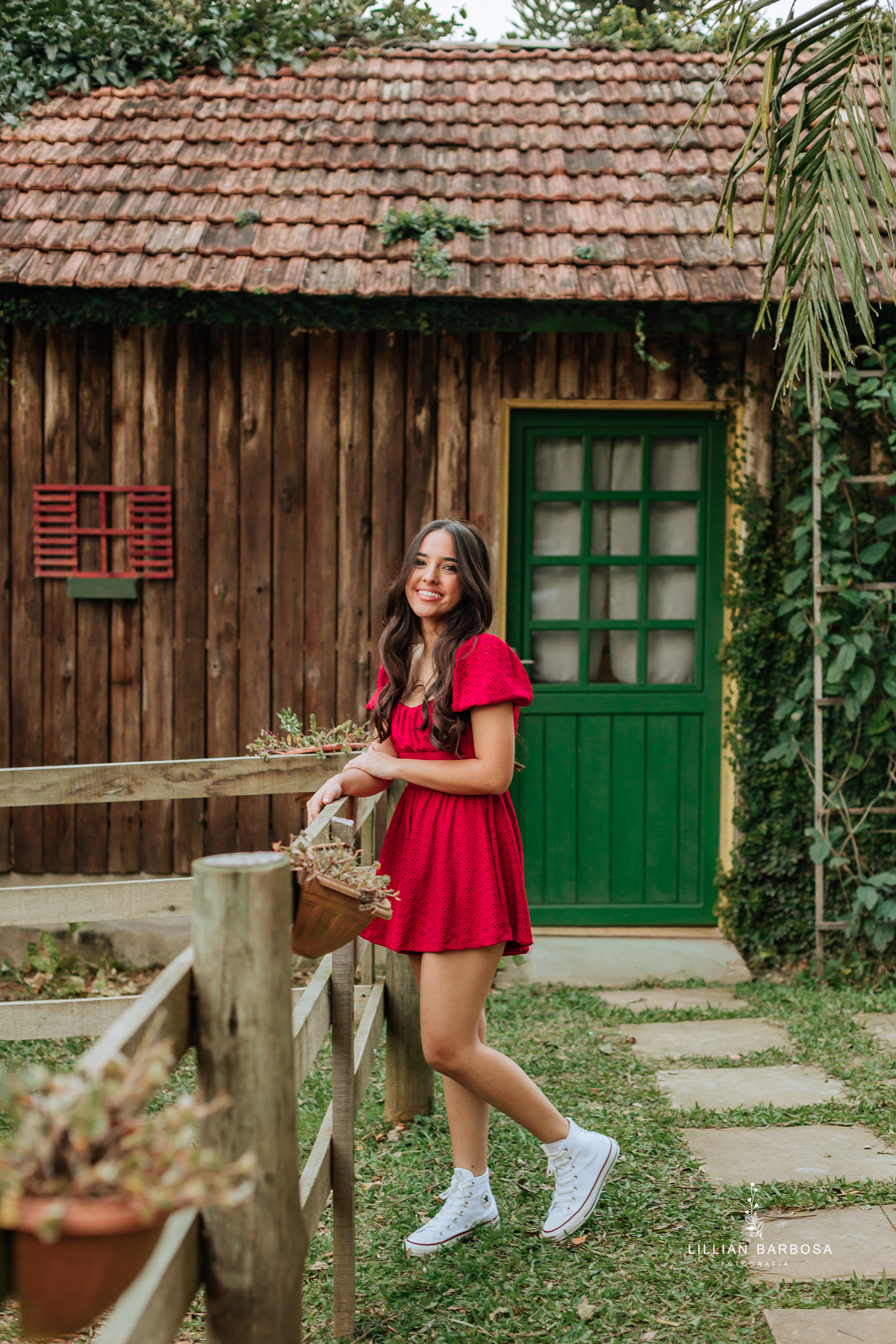 ensaio-de-quinze anos-ensaio-externo-em-castel-belvedere-treze-de-maio-santa-catarina-fotografa-de-treze-de-maio-fotografia-fotografa-de-lauro-muller