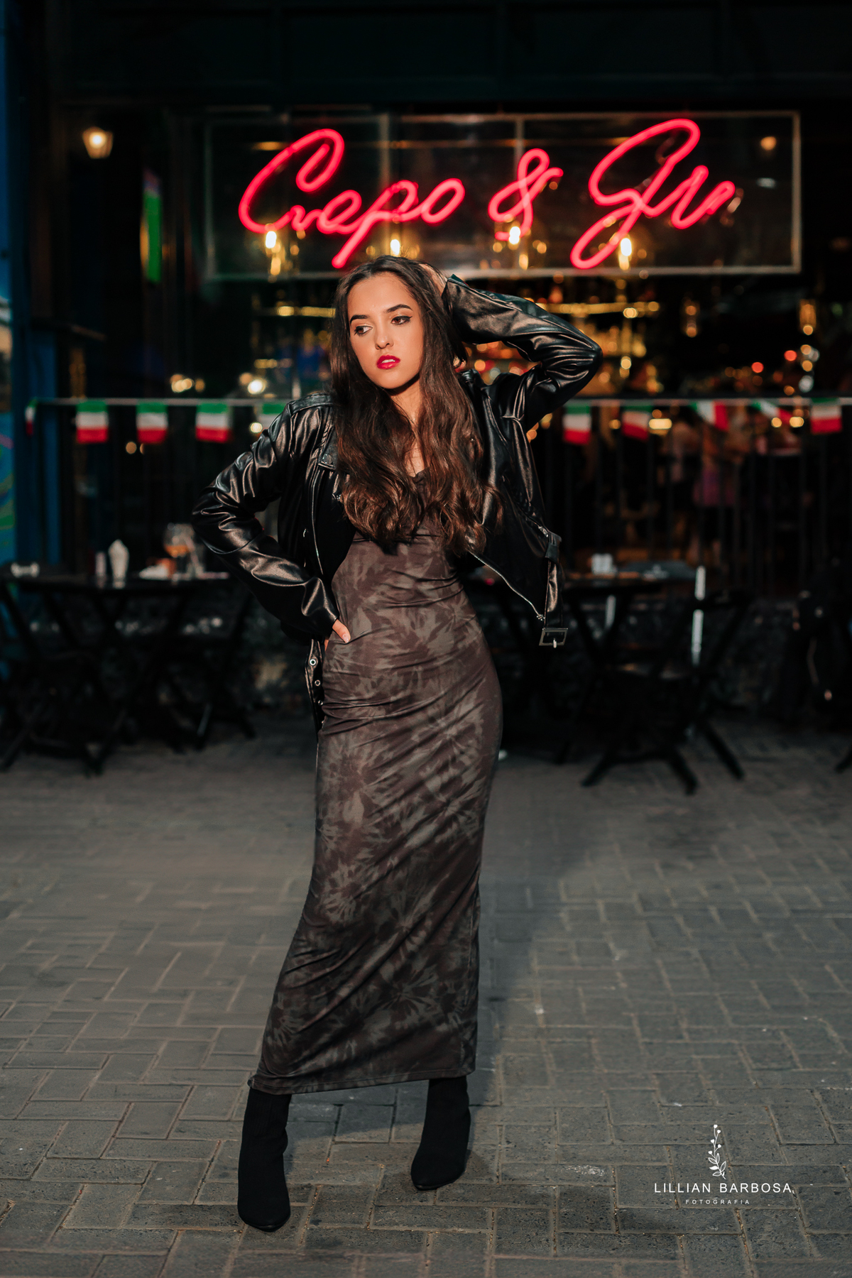 ensaio-de-quinze anos-ensaio-externo-em-castel-belvedere-treze-de-maio-santa-catarina-fotografa-de-treze-de-maio-fotografia-fotografa-de-lauro-muller