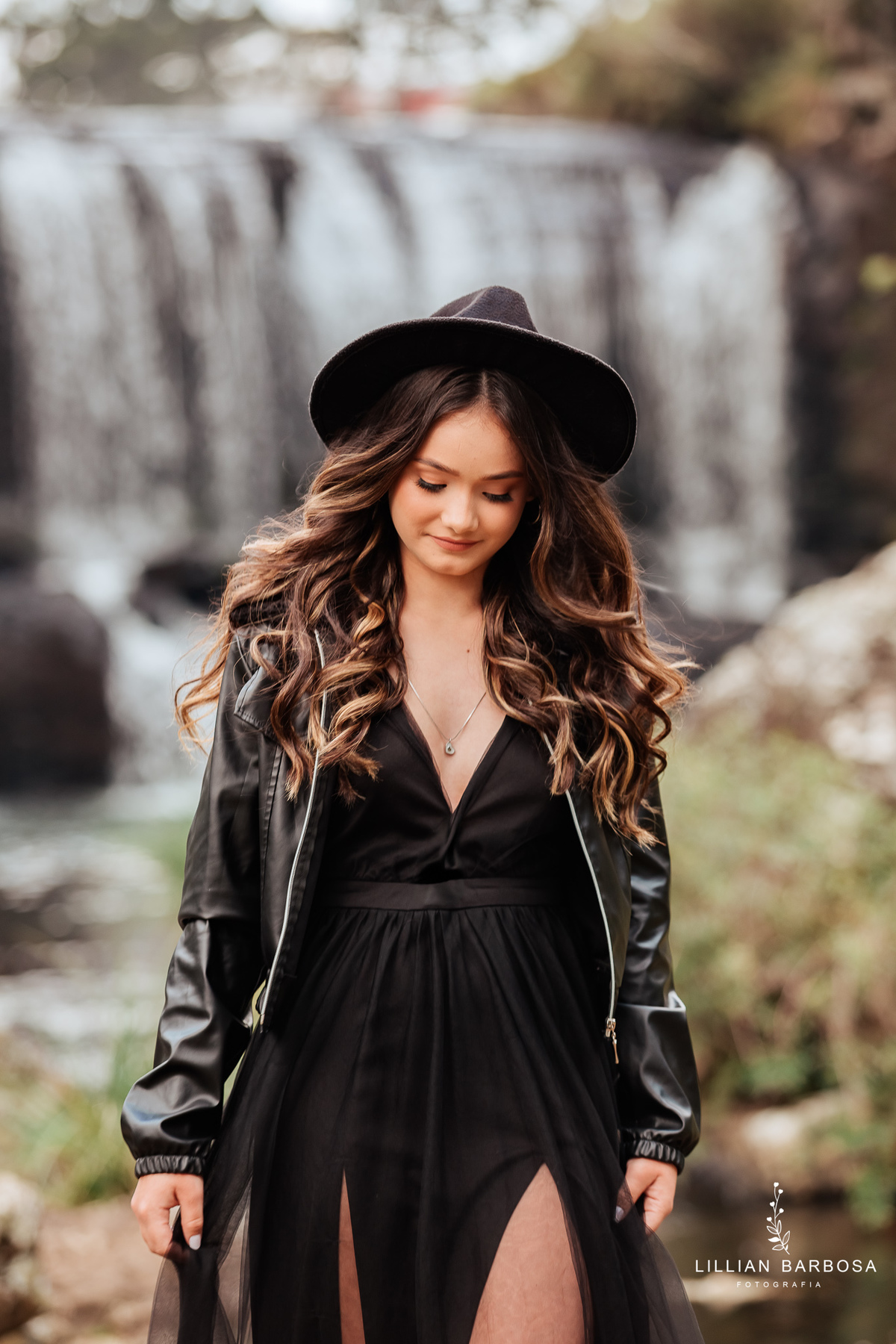 ensaio-de-quinze anos-ensaio-externo-em-serra-do-rio-rastro-santa-catarina-fotografa-de-sera-d-rio-rastro-fotografia-fotografa-de-lauro-muller  