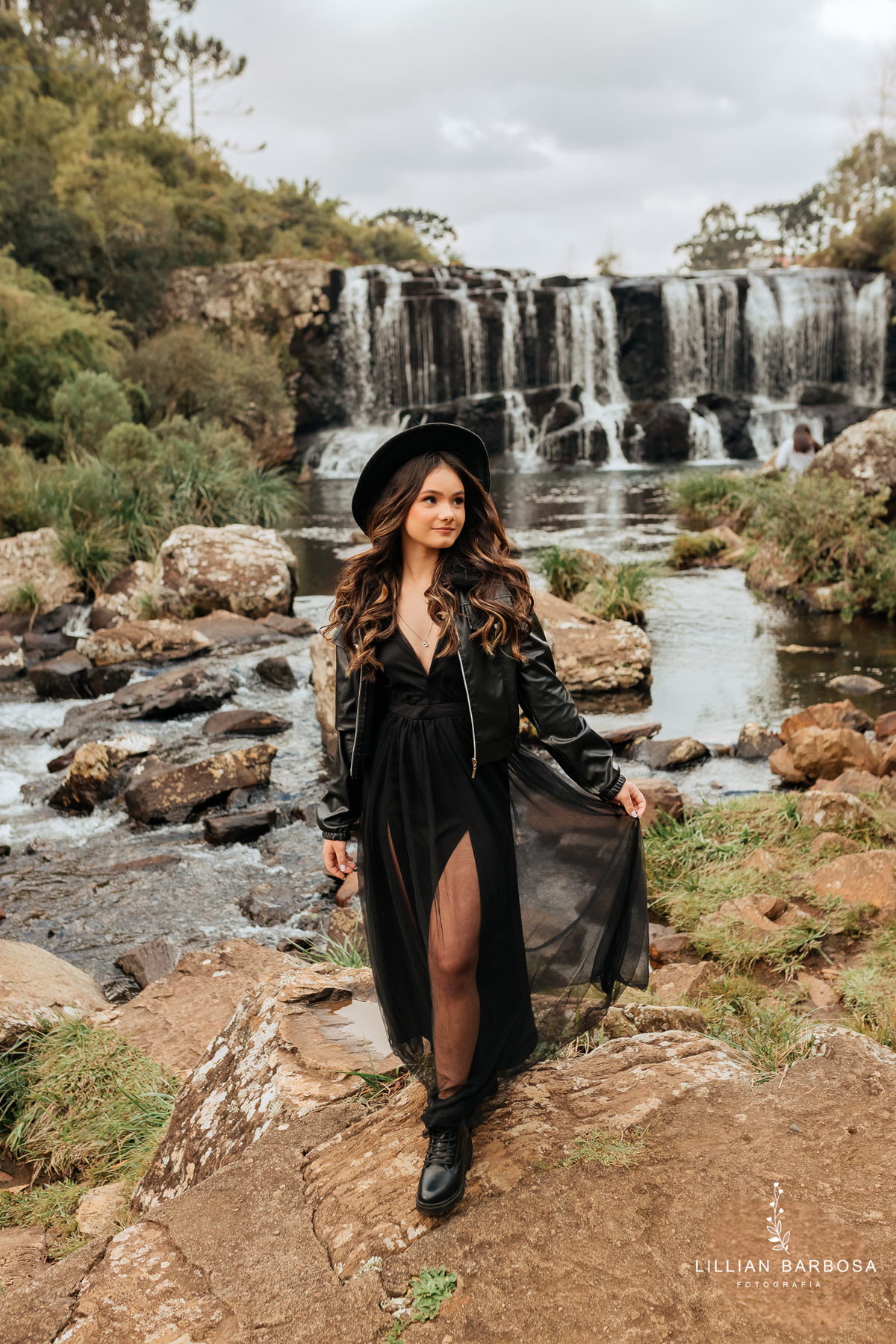 ensaio-de-quinze anos-ensaio-externo-em-serra-do-rio-rastro-santa-catarina-fotografa-de-sera-d-rio-rastro-fotografia-fotografa-de-lauro-muller  