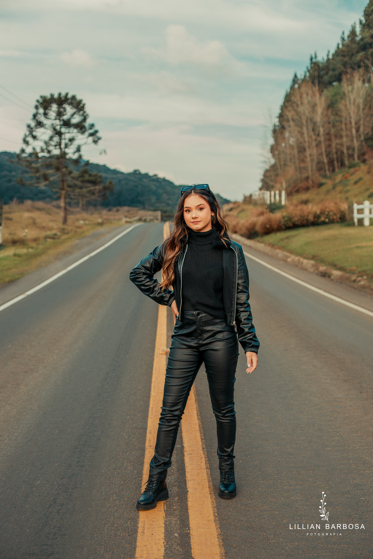 ensaio-de-quinze anos-ensaio-externo-em-serra-do-rio-rastro-santa-catarina-fotografa-de-sera-d-rio-rastro-fotografia-fotografa-de-lauro-muller  