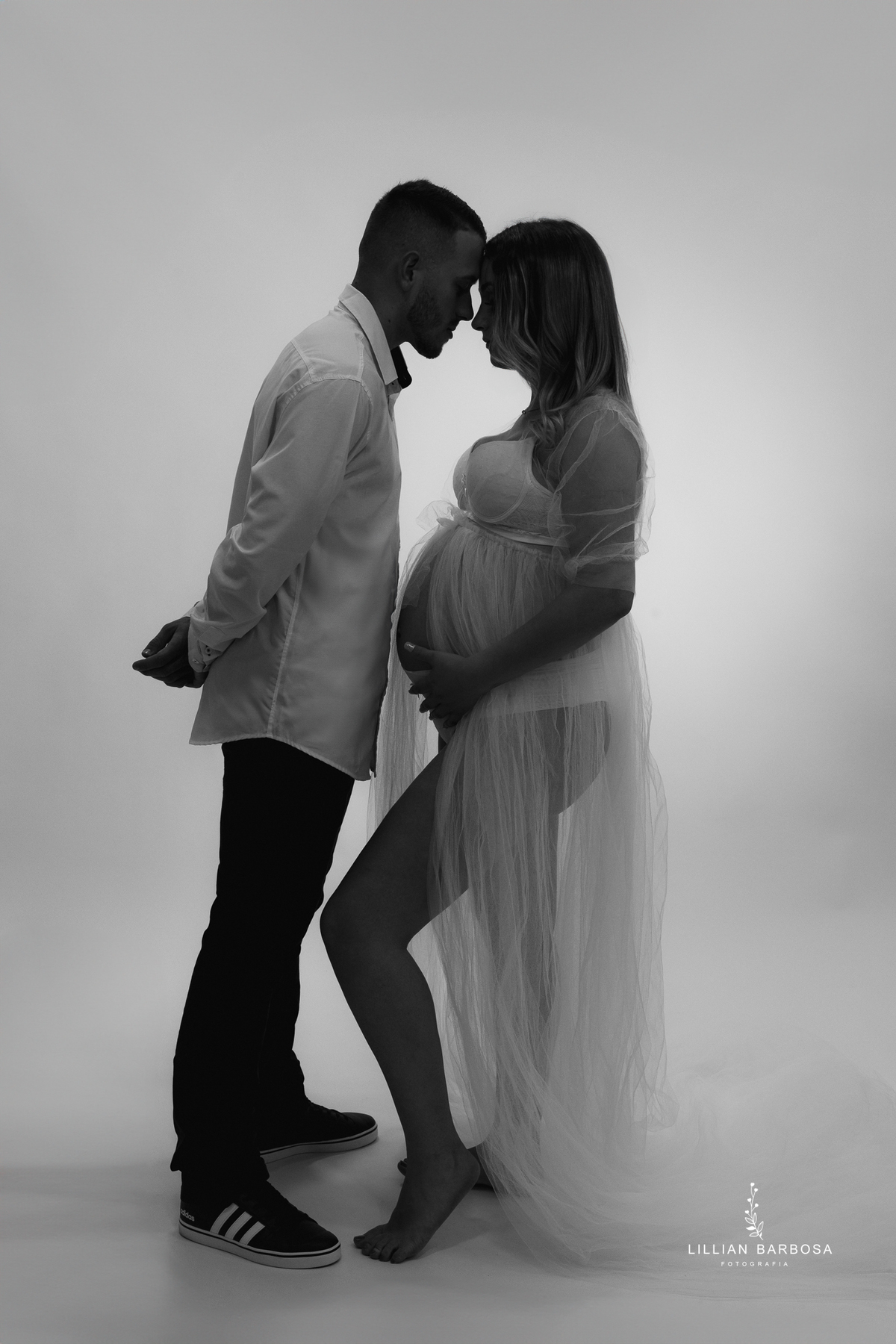ensaio-de-gestanrte-no-estudio-da-lillian-barbosa-catarina-lillian-barbosa-fotografia-fotografa-de-lauro-muller