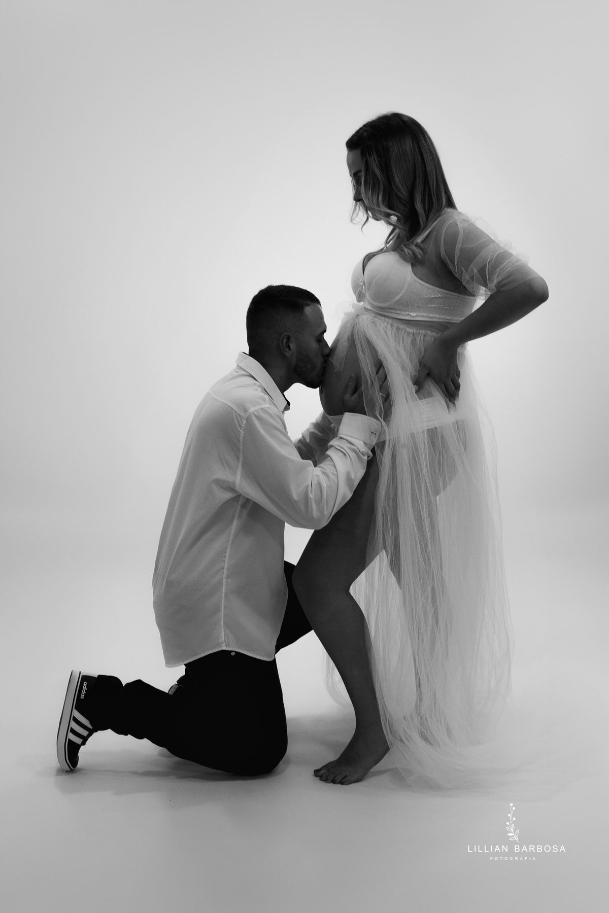 ensaio-de-gestanrte-no-estudio-da-lillian-barbosa-catarina-lillian-barbosa-fotografia-fotografa-de-lauro-muller
