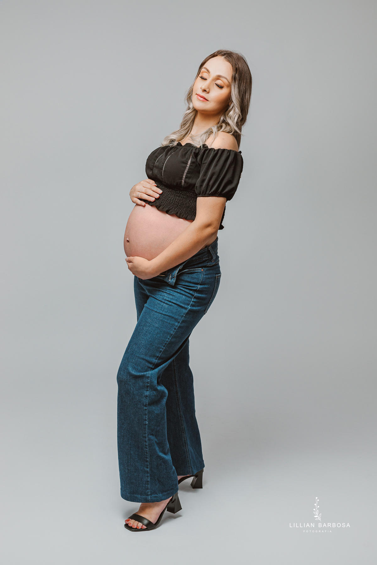 ensaio-de-gestanrte-no-estudio-da-lillian-barbosa-catarina-lillian-barbosa-fotografia-fotografa-de-lauro-muller