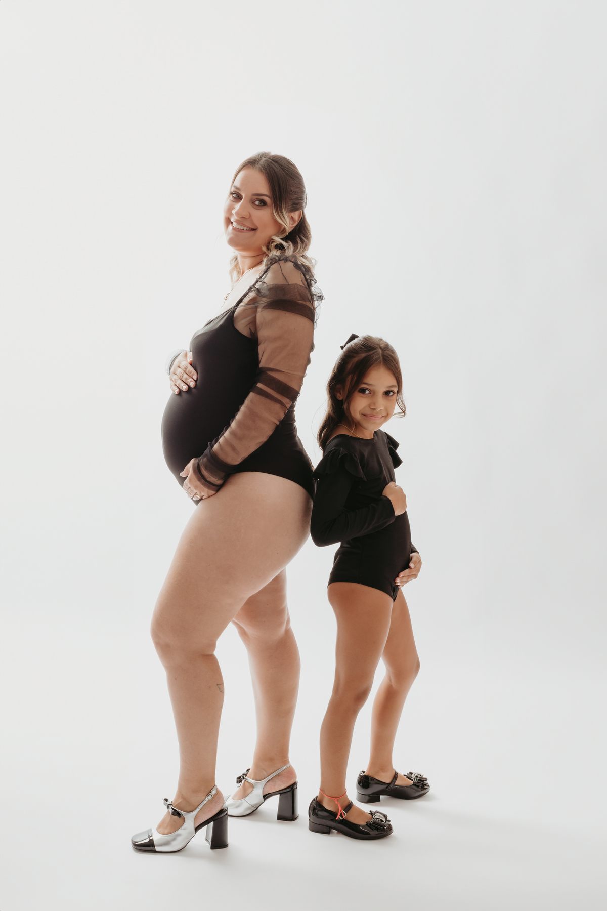 ensaio-de-gestanrte-no-estudio-da-lillian-barbosa-lillian-barbosa-fotografia-fotografa-de-lauro-muller