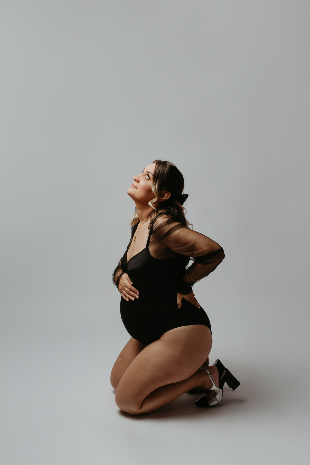ensaio-de-gestanrte-no-estudio-da-lillian-barbosa-lillian-barbosa-fotografia-fotografa-de-lauro-muller