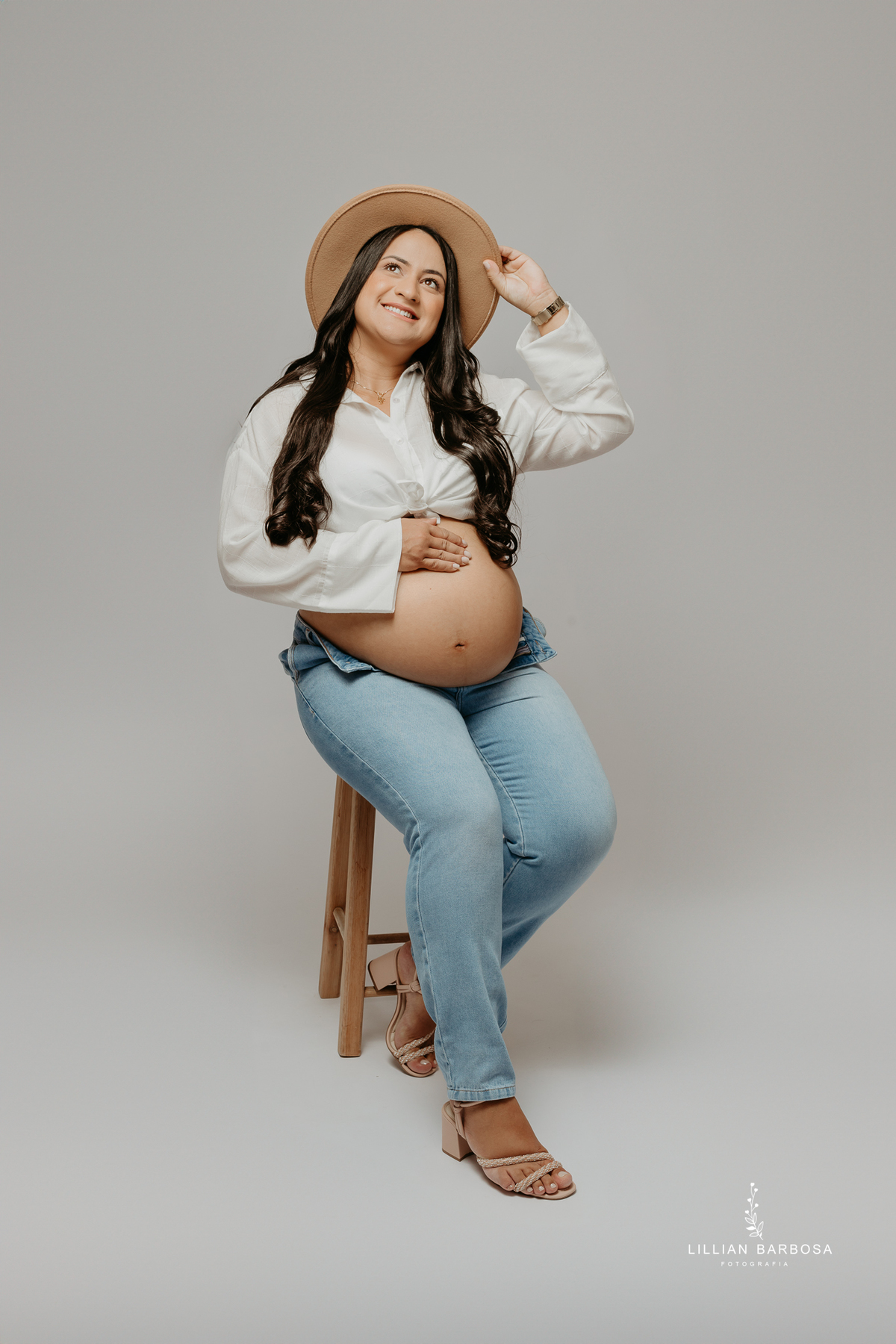 ensaio-de-gestanrte-no-estudio-da-lillian-barbosa-lillian-barbosa-fotografia-fotografa-de-lauro-muller