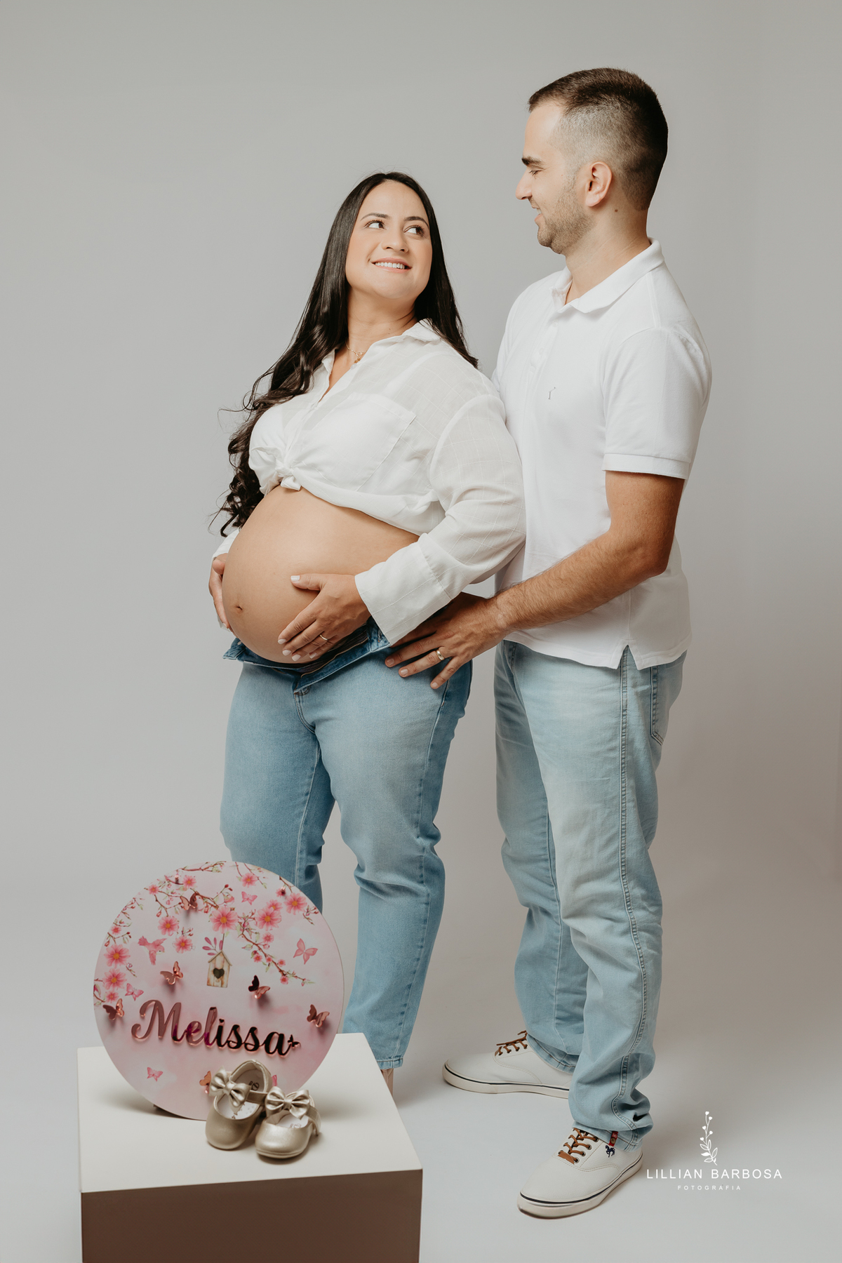 ensaio-de-gestanrte-no-estudio-da-lillian-barbosa-lillian-barbosa-fotografia-fotografa-de-lauro-muller