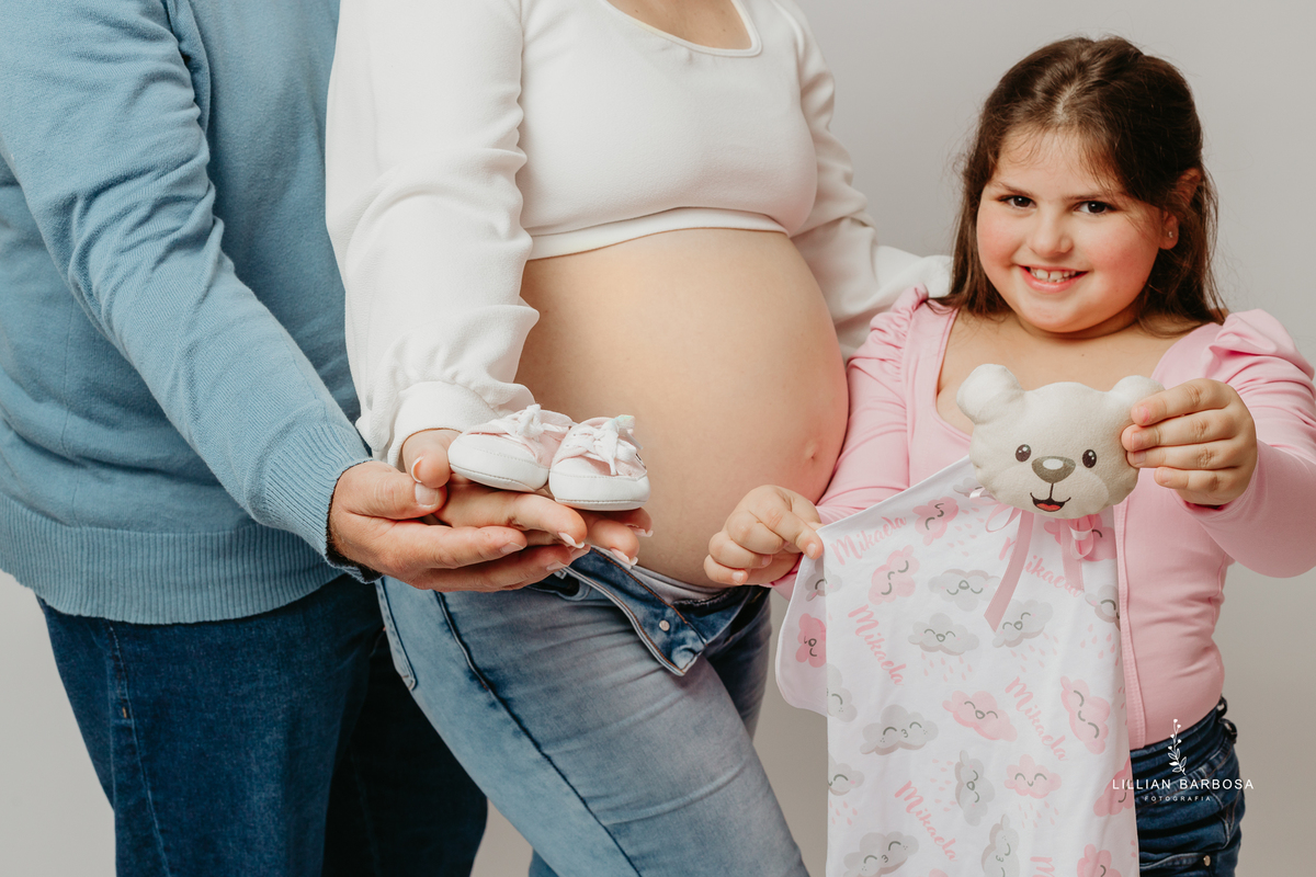 ensaio-de-gestanrte-no-estudio-da-lillian-barbosa-catarina-lillian-barbosa-fotografia-fotografa-de-lauro-muller