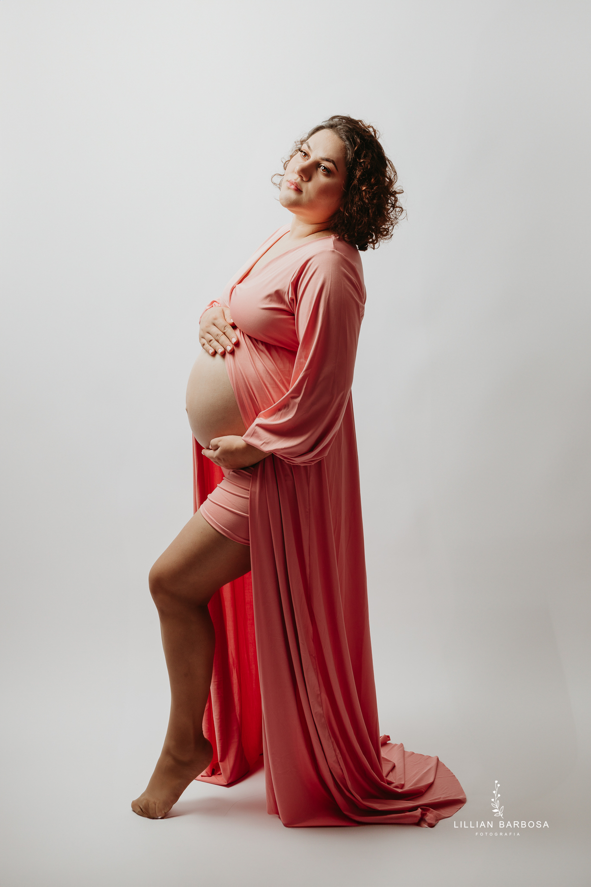 ensaio-de-gestanrte-no-estudio-da-lillian-barbosa-catarina-lillian-barbosa-fotografia-fotografa-de-lauro-muller