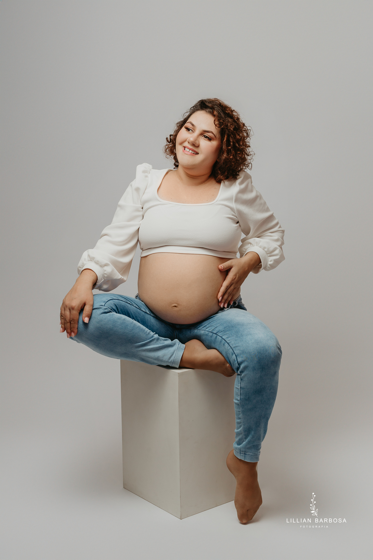 ensaio-de-gestanrte-no-estudio-da-lillian-barbosa-catarina-lillian-barbosa-fotografia-fotografa-de-lauro-muller