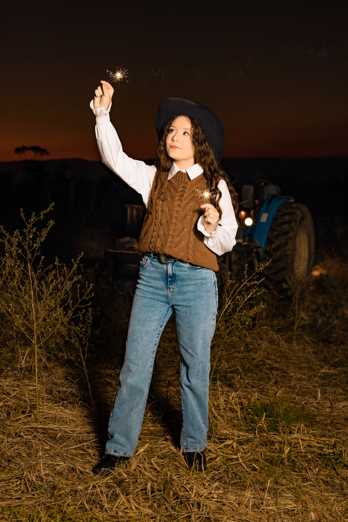 ensaio-de-quinze-anos-em-um-pomar-de-pessegos-em-urussanga-fotografa-de-urussanga-fotografa-de0lauro muller-