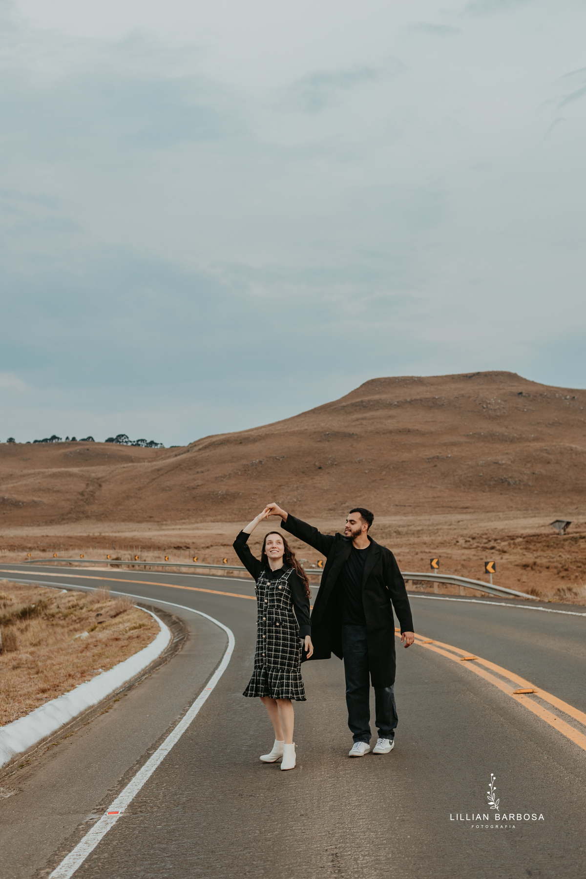 ensaio-de-casal-em-serra-do-rio-rastro-fotografa-de-serra-d-rio-rastro-fotografa-de-lauro-muller-