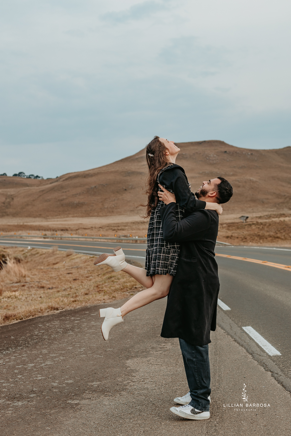 ensaio-de-casal-em-serra-do-rio-rastro-fotografa-de-serra-d-rio-rastro-fotografa-de-lauro-muller-