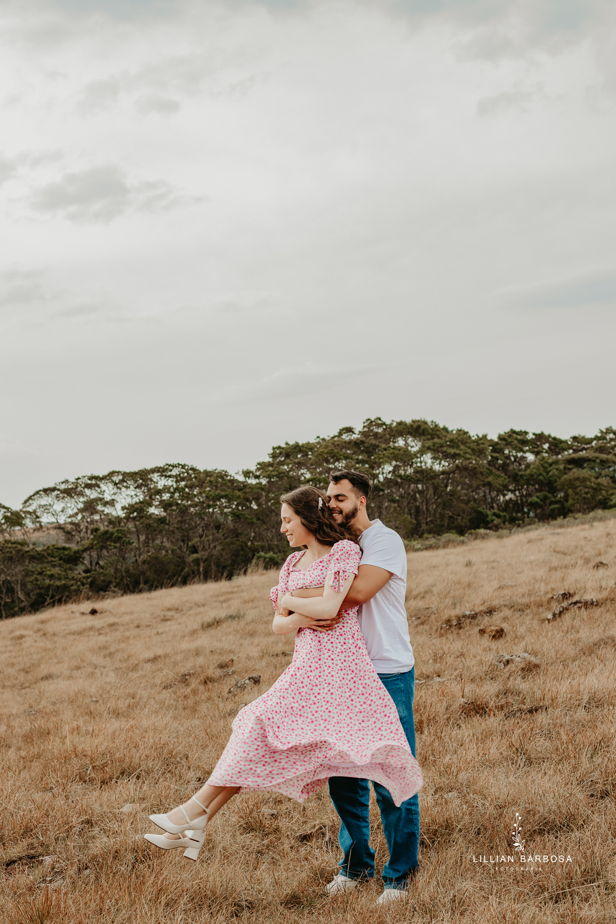 ensaio-de-casal-em-serra-do-rio-rastro-fotografa-de-serra-d-rio-rastro-fotografa-de-lauro-muller-