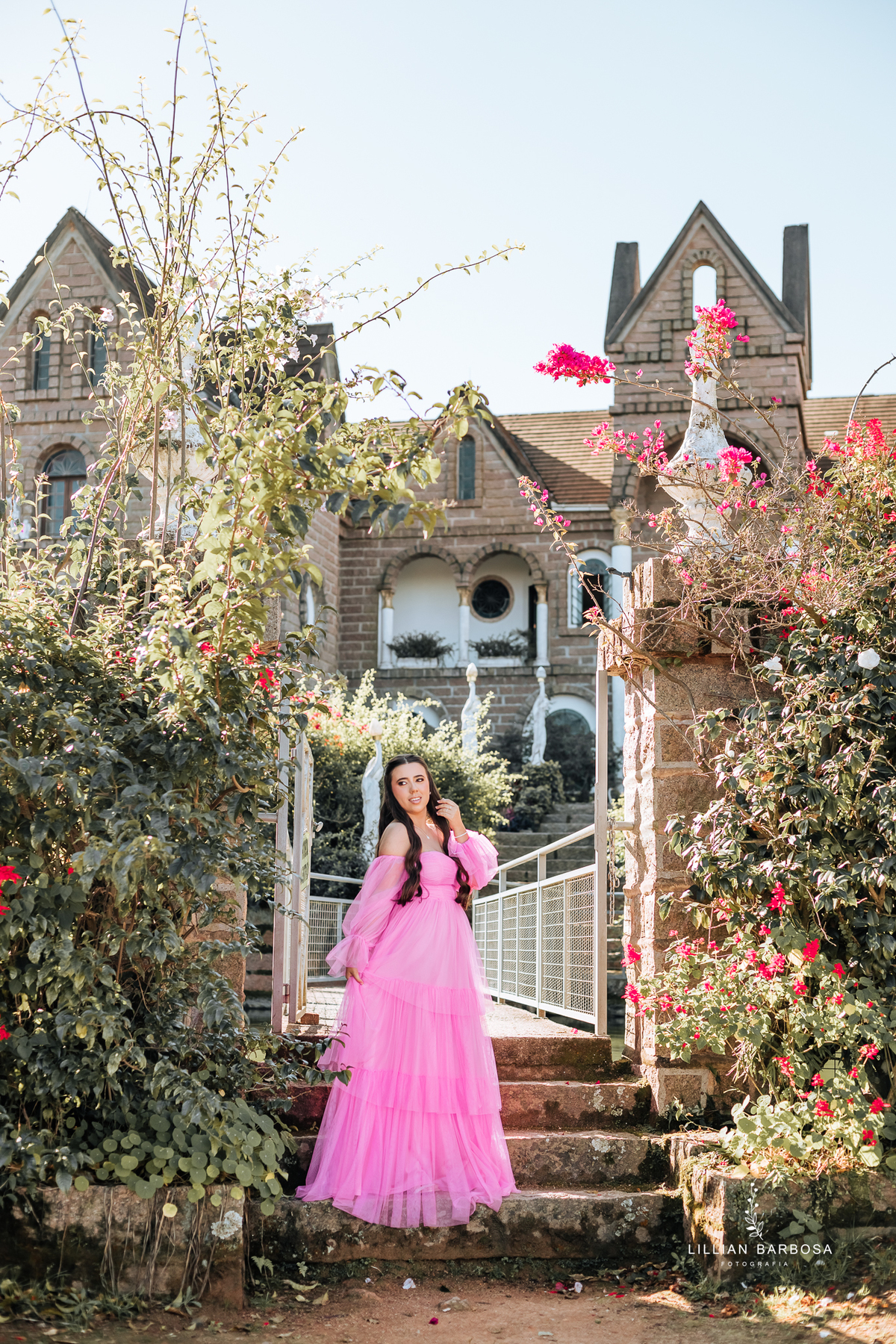 ensaio-de-quinze-anos-no-castelo-beldevere-ensaio-em-treze-de-maio-santa-catarina-lillian-barbosa-fotografia--de-treze-de-maio-fotografa-de-lauro-muller-