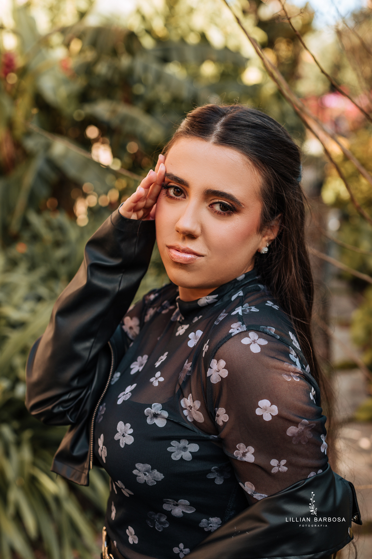 ensaio-de-quinze-anos-no-castelo-beldevere-ensaio-em-treze-de-maio-santa-catarina-lillian-barbosa-fotografia--de-treze-de-maio-fotografa-de-lauro-muller-