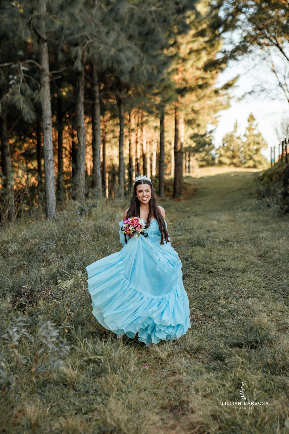ensaio-de-quinze-anos-no-castelo-beldevere-ensaio-em-treze-de-maio-santa-catarina-lillian-barbosa-fotografia--de-treze-de-maio-fotografa-de-lauro-muller-