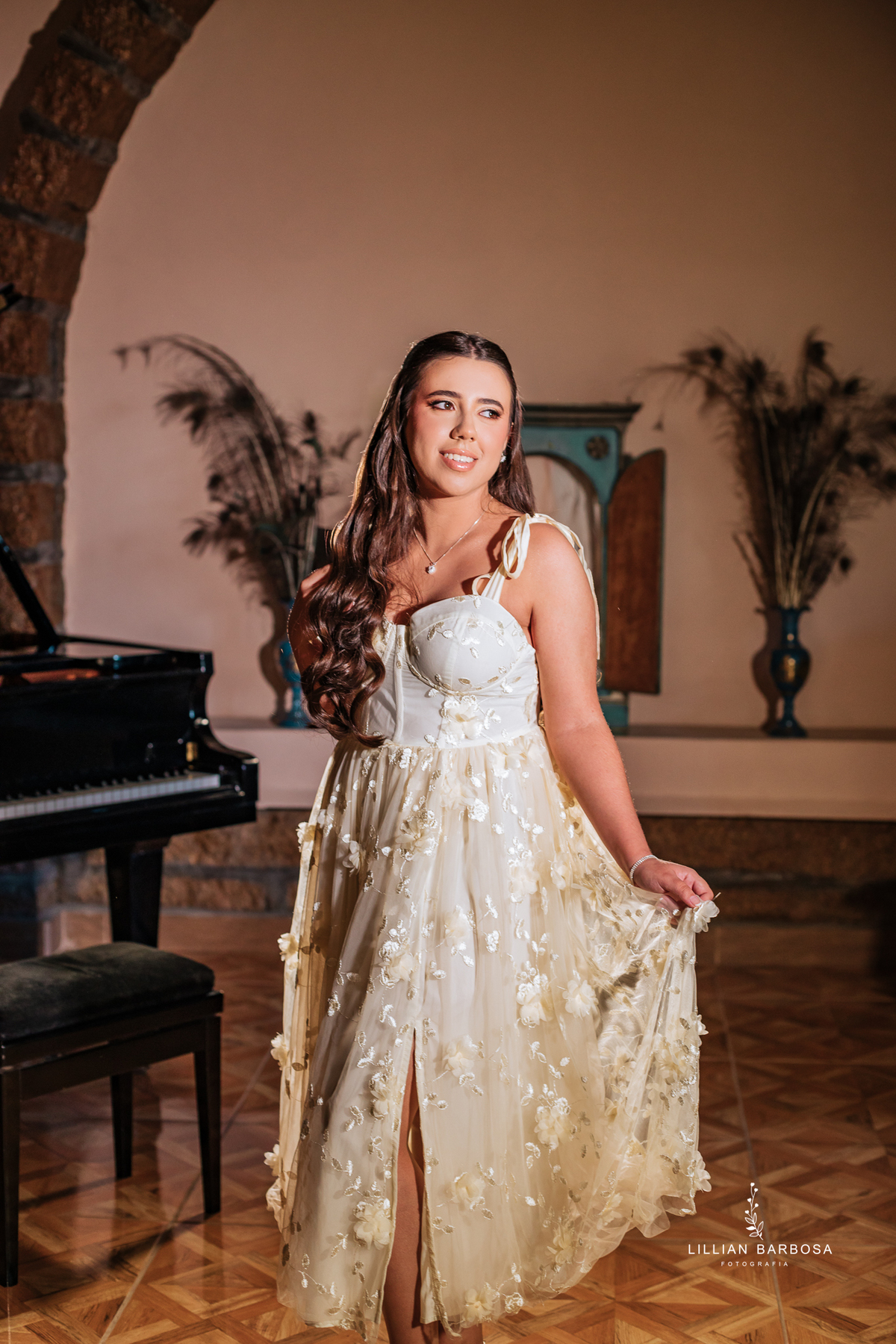 ensaio-de-quinze-anos-no-castelo-beldevere-ensaio-em-treze-de-maio-santa-catarina-lillian-barbosa-fotografia--de-treze-de-maio-fotografa-de-lauro-muller-
