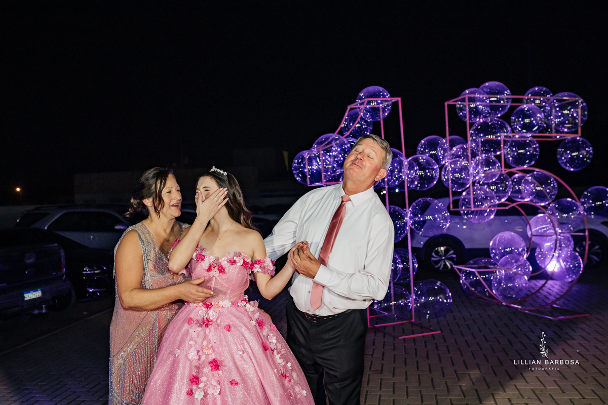 festa-de-quinze-anos-no-turno-festa-em-turvo-santa-catarina-lillian-barbosa-fotografia--de-turvo-fotografa-de-lauro-muller-