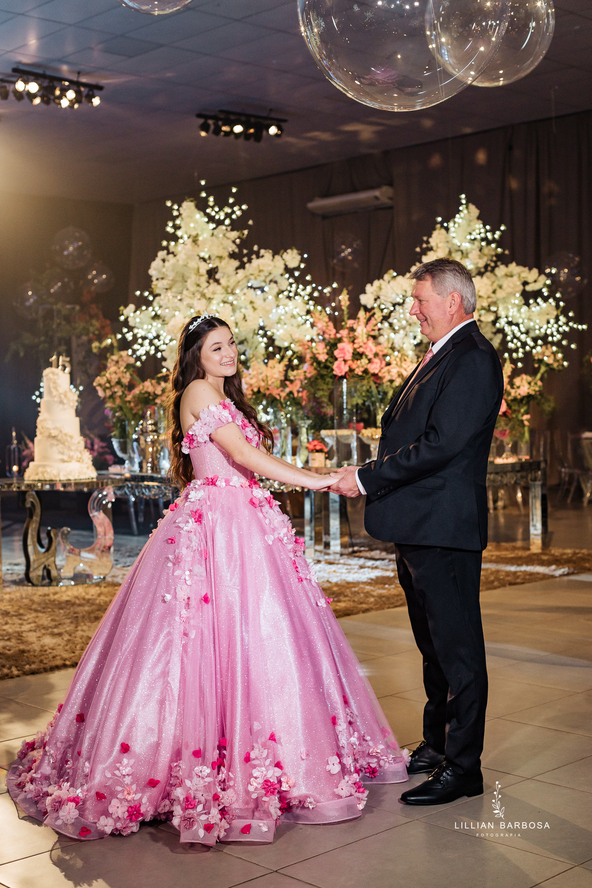 festa-de-quinze-anos-no-turno-festa-em-turvo-santa-catarina-lillian-barbosa-fotografia--de-turvo-fotografa-de-lauro-muller-