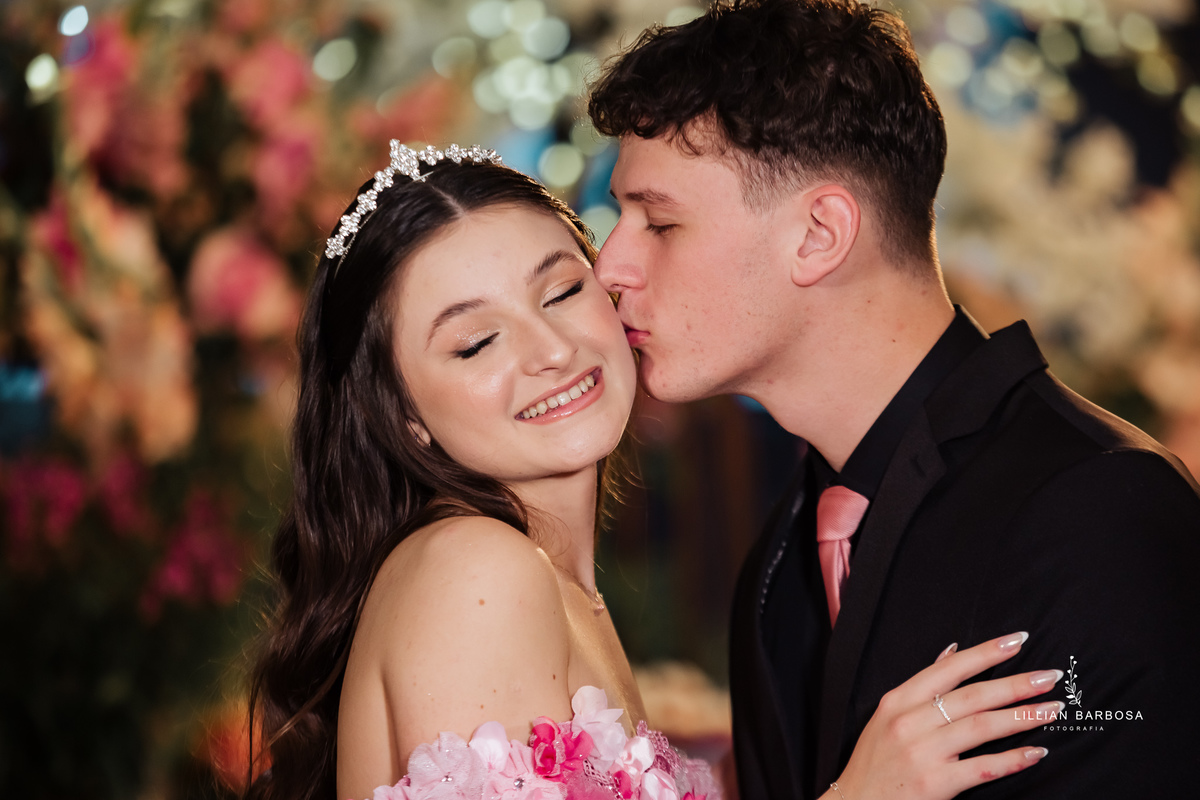 festa-de-quinze-anos-no-turno-festa-em-turvo-santa-catarina-lillian-barbosa-fotografia--de-turvo-fotografa-de-lauro-muller-