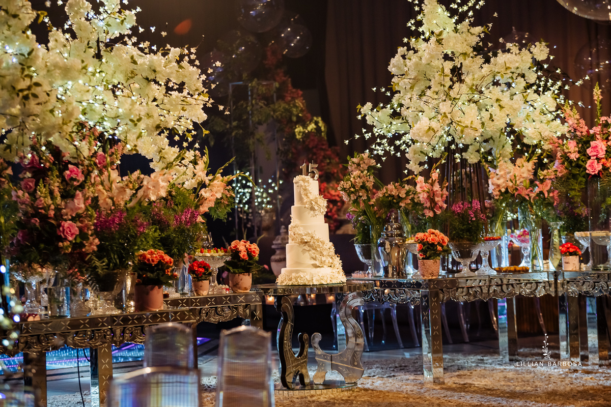 festa-de-quinze-anos-no-turno-festa-em-turvo-santa-catarina-lillian-barbosa-fotografia--de-turvo-fotografa-de-lauro-muller-