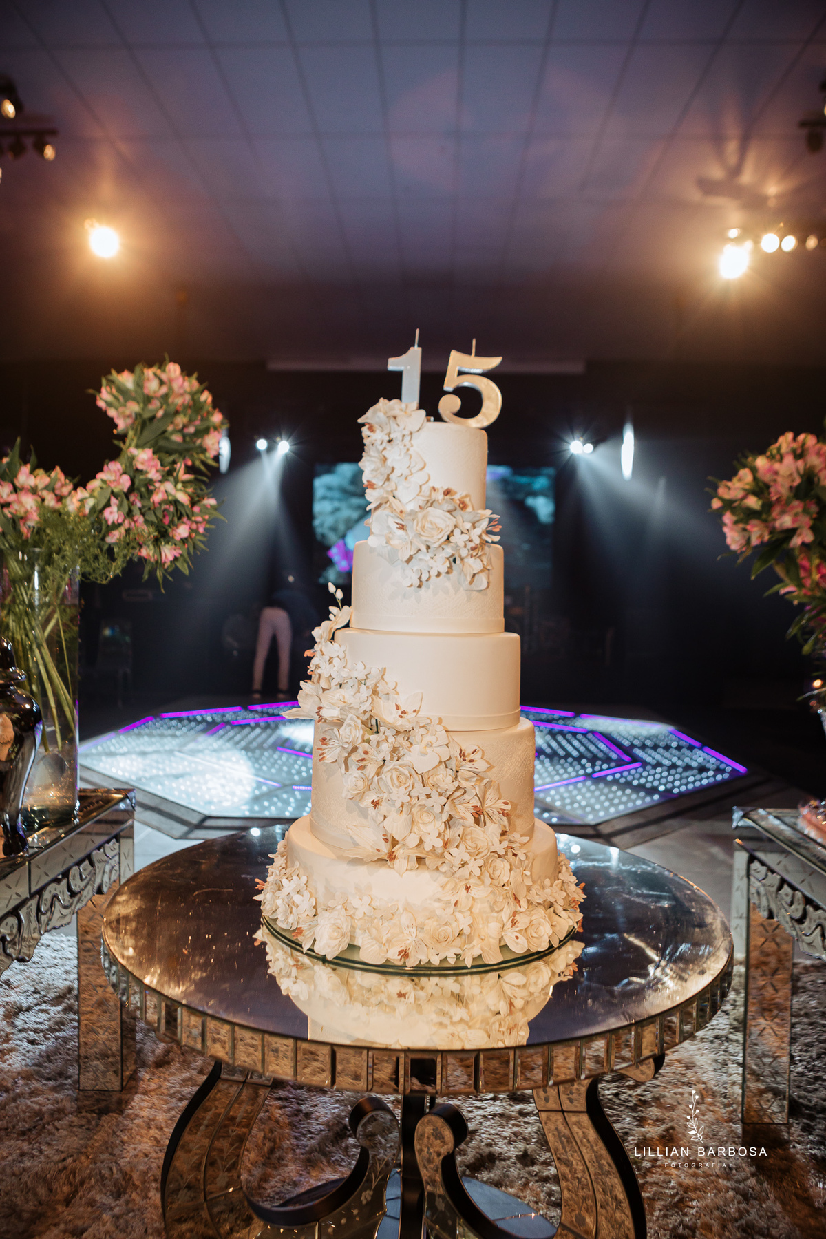 festa-de-quinze-anos-no-turno-festa-em-turvo-santa-catarina-lillian-barbosa-fotografia--de-turvo-fotografa-de-lauro-muller-